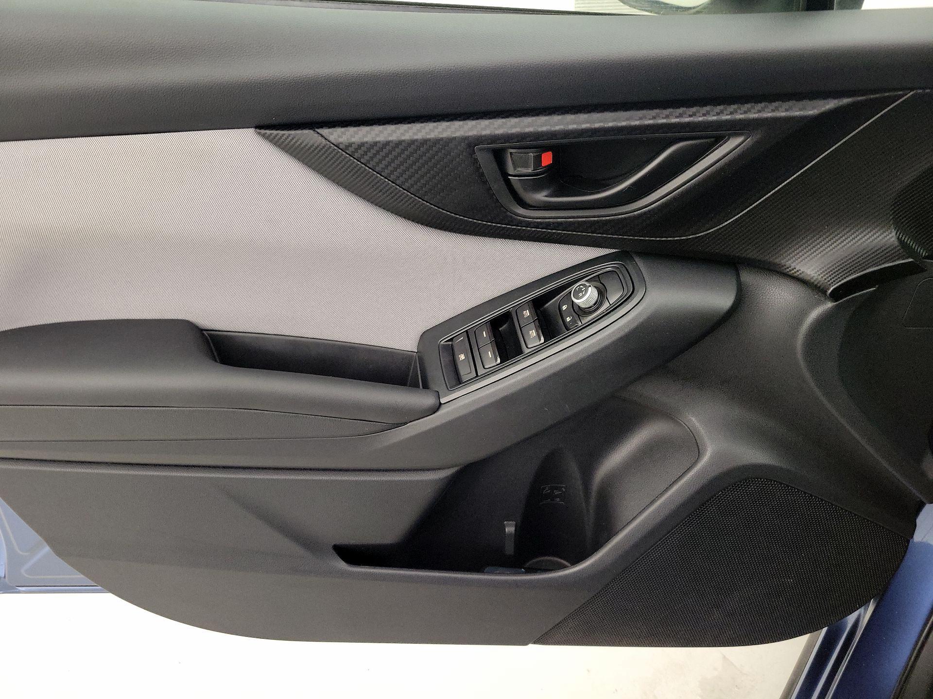 Thumbnail: 2020 Subaru Crosstrek - 12