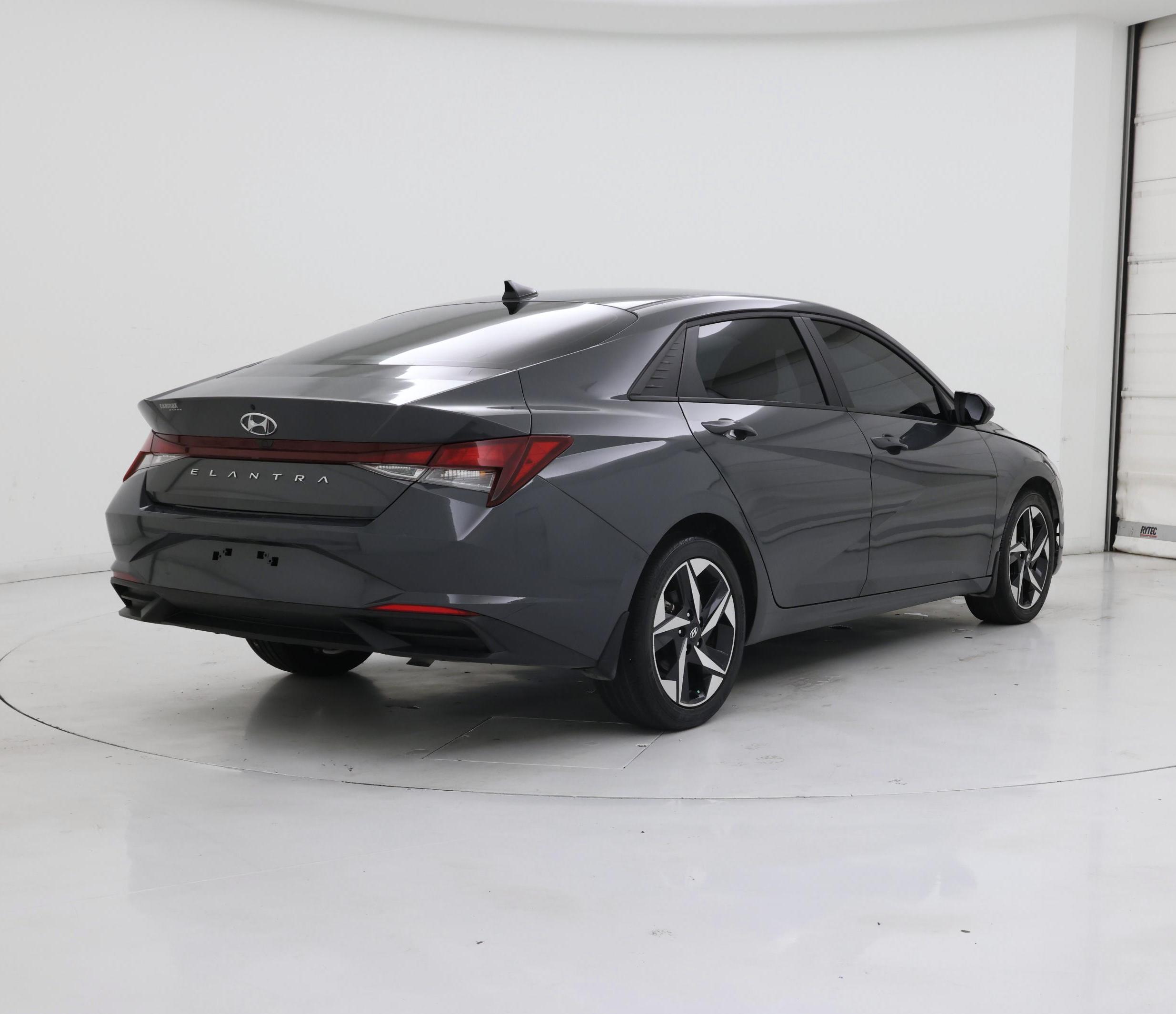 Thumbnail: 2023 Hyundai Elantra - 8