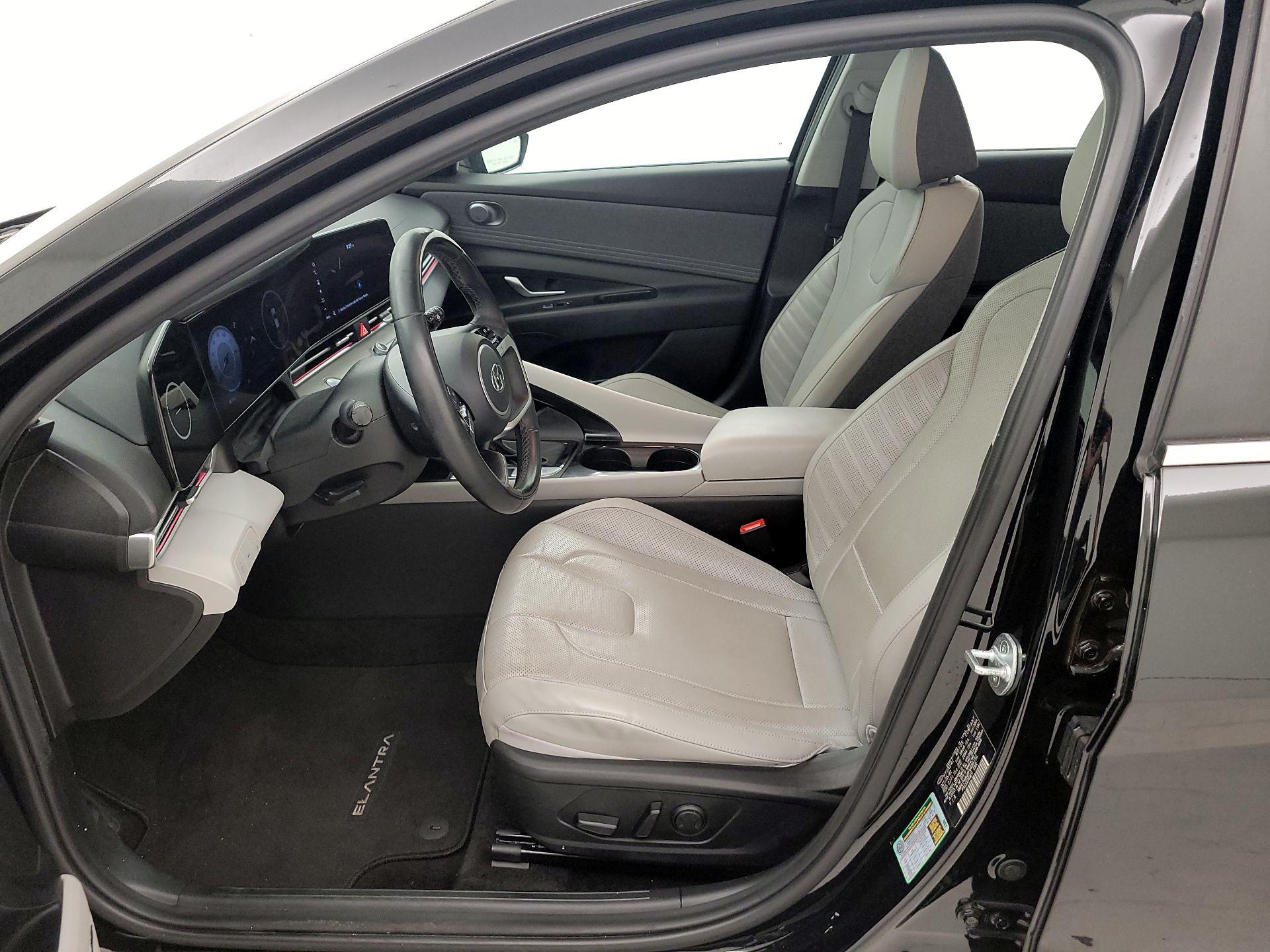 Thumbnail: 2023 Hyundai Elantra - 9