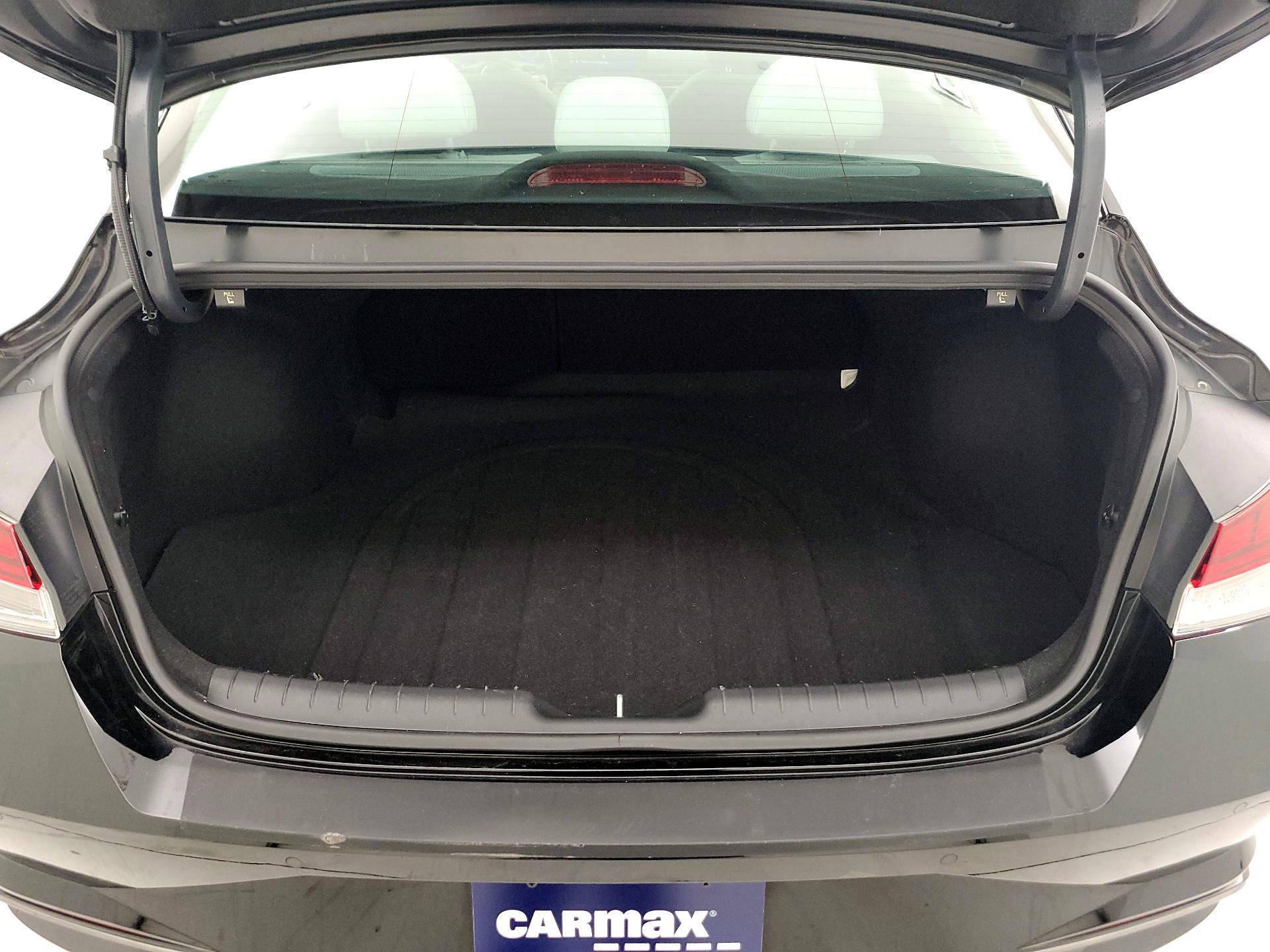 Thumbnail: 2023 Hyundai Elantra - 20