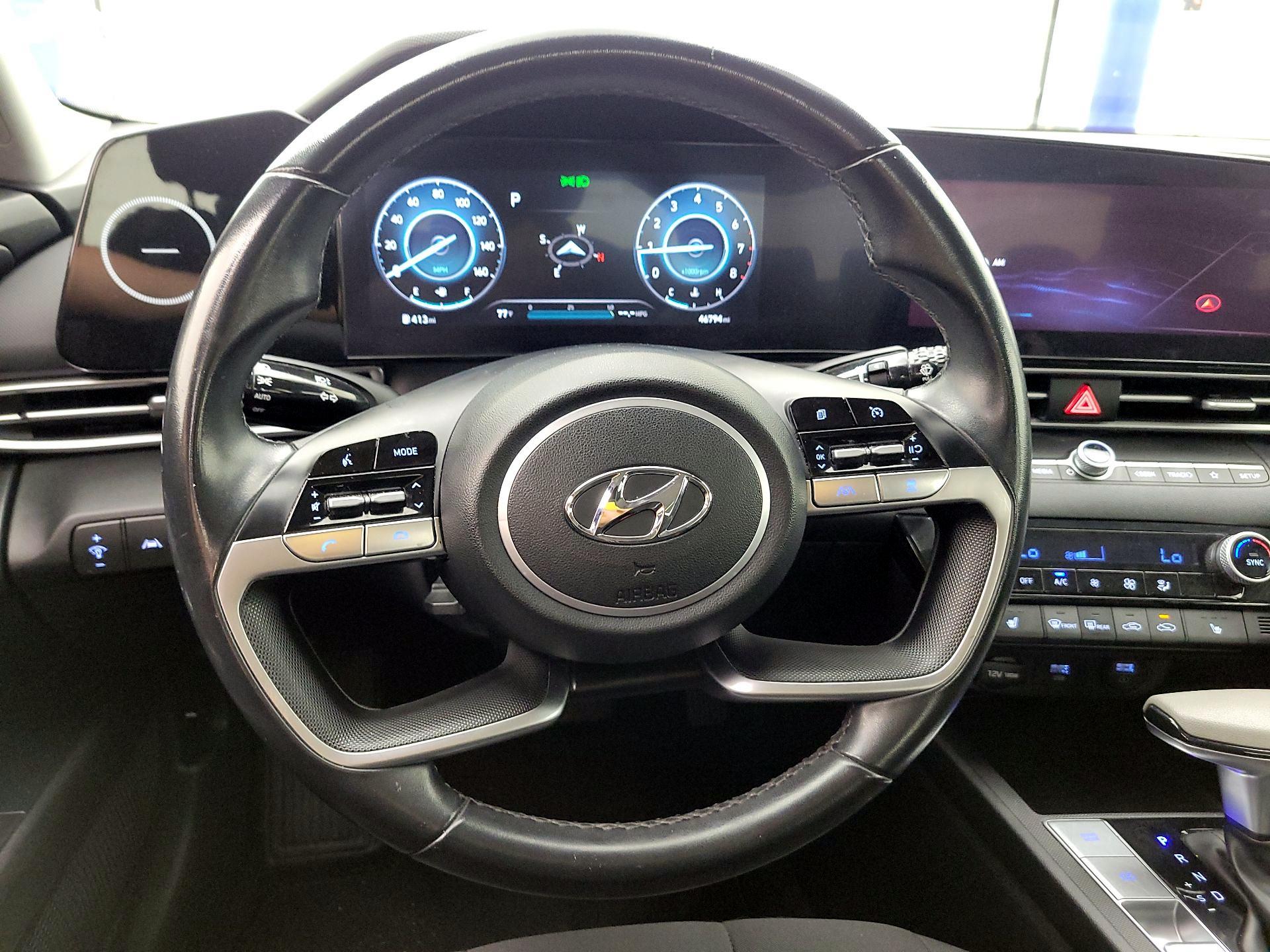 Thumbnail: 2023 Hyundai Elantra - 10