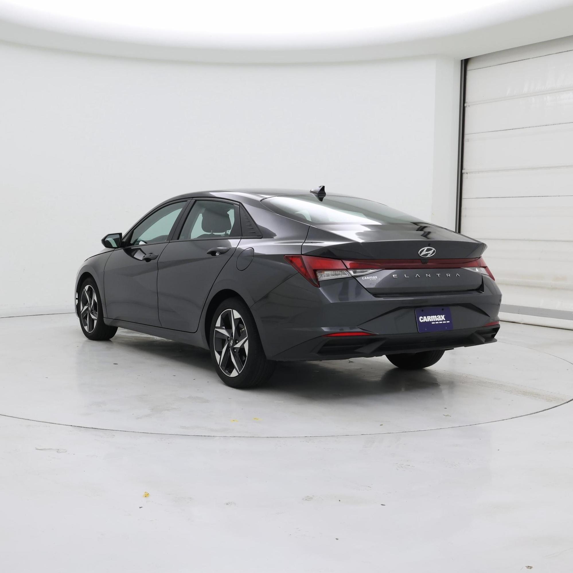 Thumbnail: 2023 Hyundai Elantra - 2