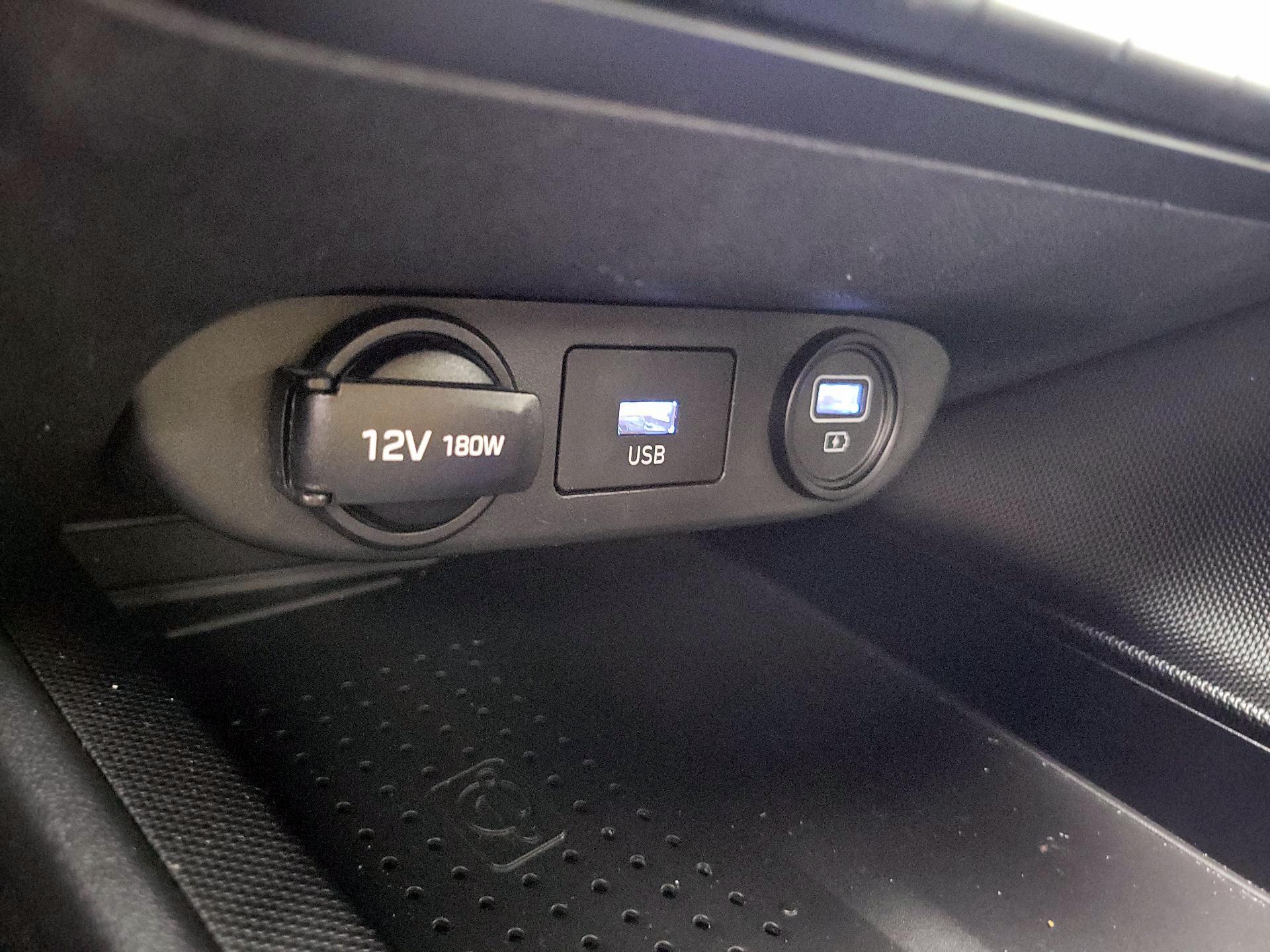 Thumbnail: 2023 Hyundai Elantra - 19