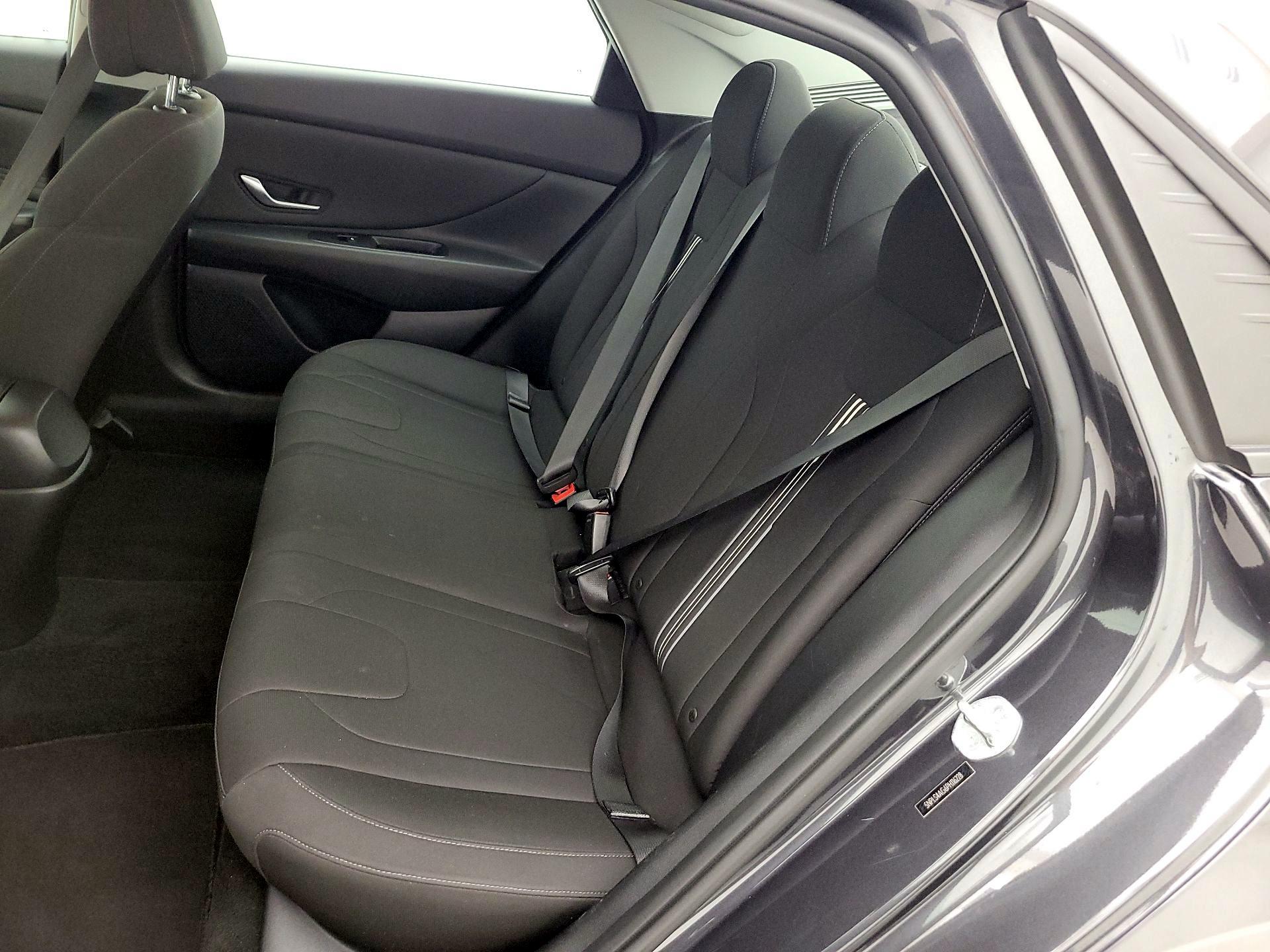 Thumbnail: 2023 Hyundai Elantra - 20