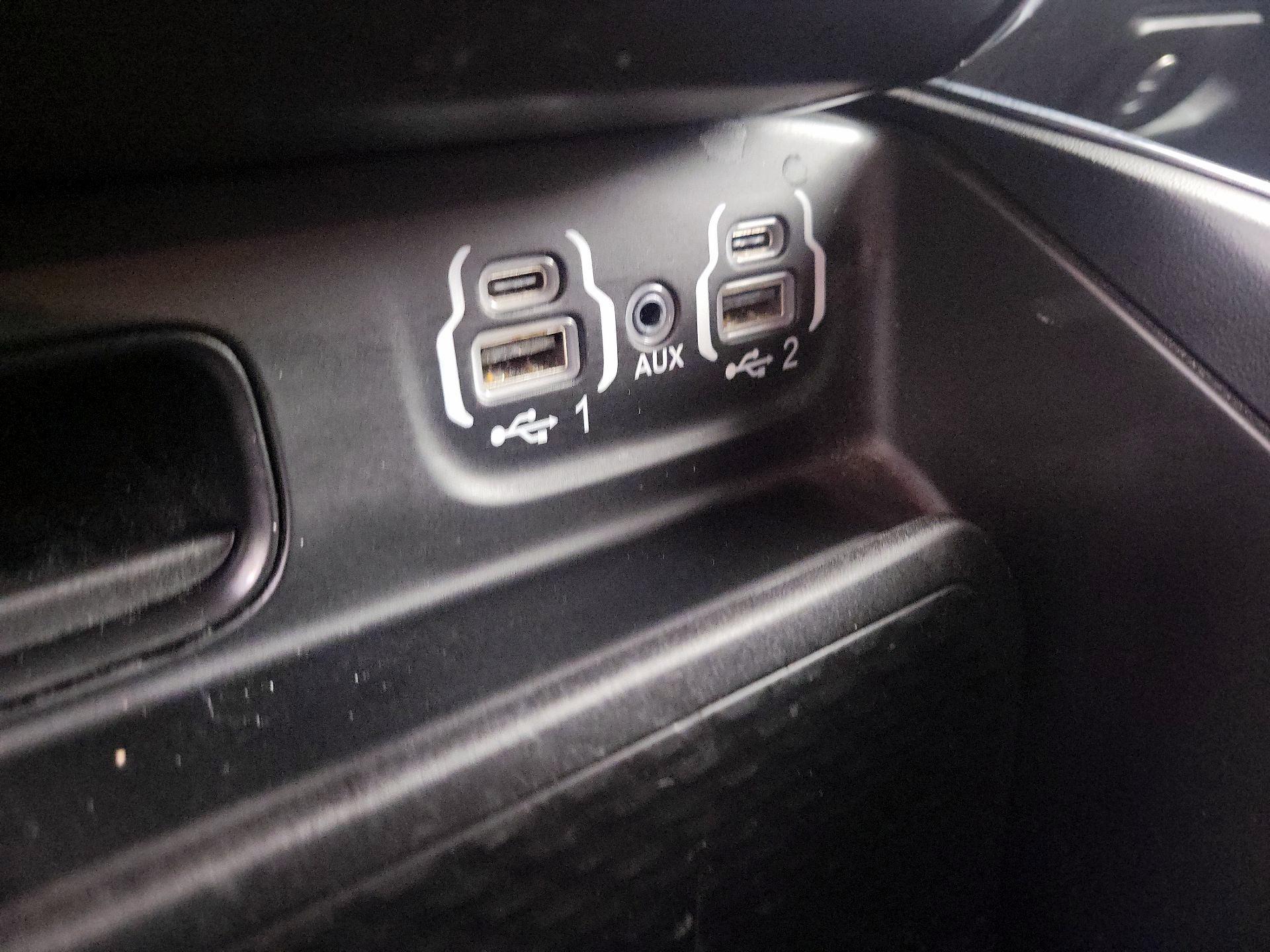 Thumbnail: 2024 RAM 1500 - 19