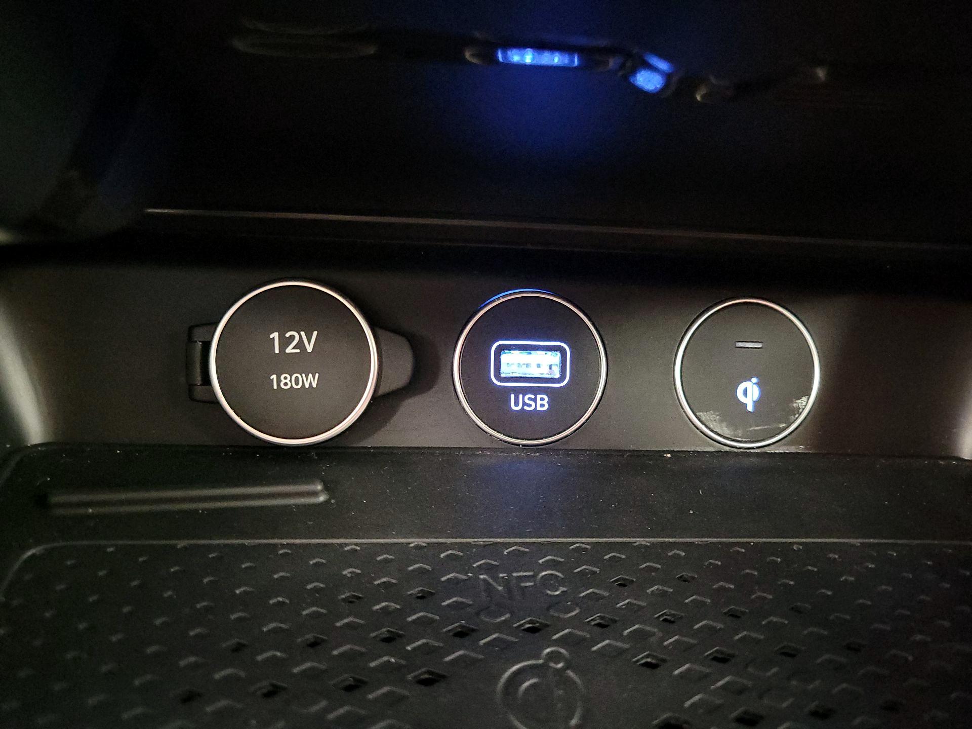 Thumbnail: 2023 Genesis G70 - 19