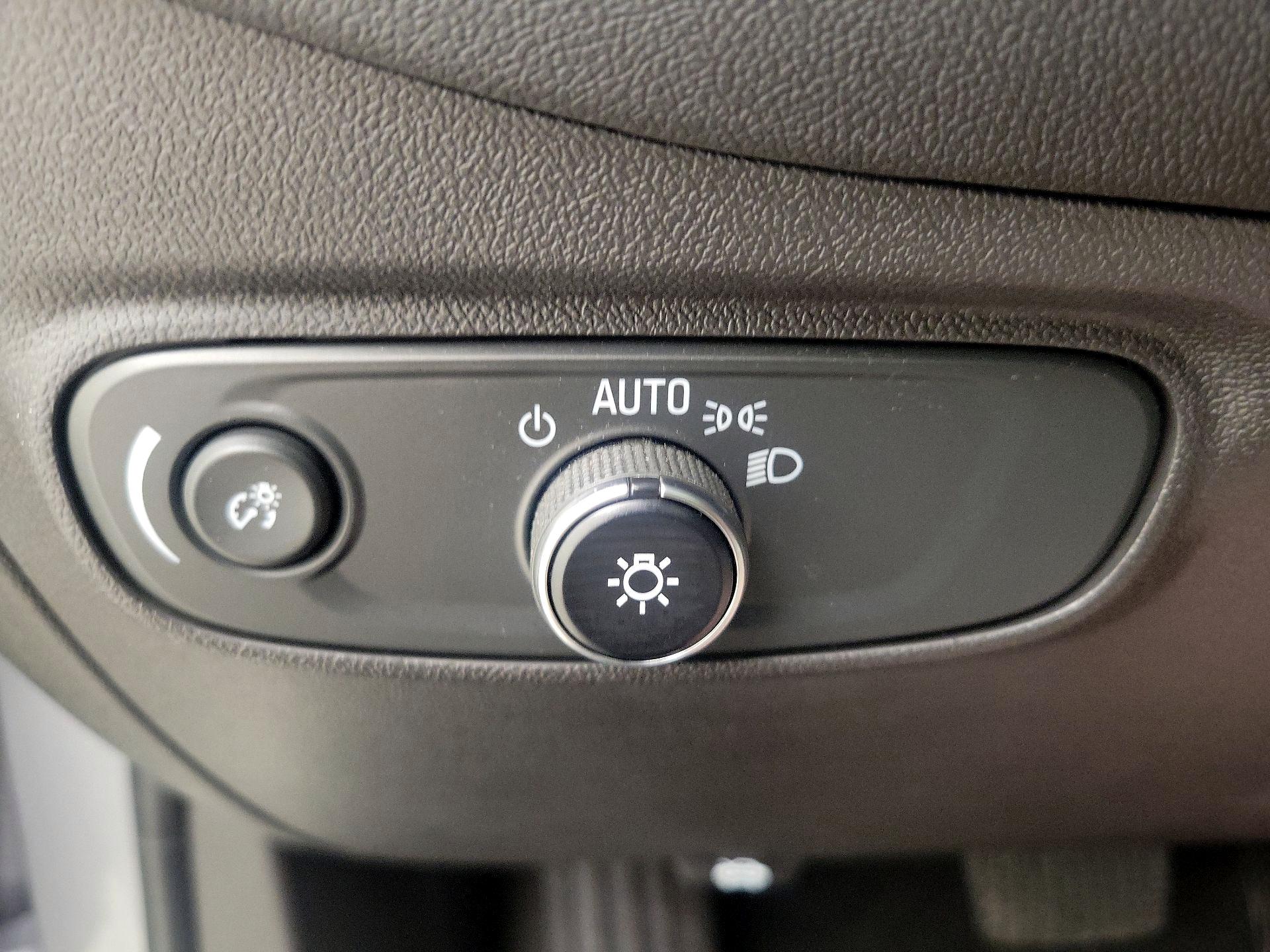 Thumbnail: 2024 Chevrolet Equinox - 13