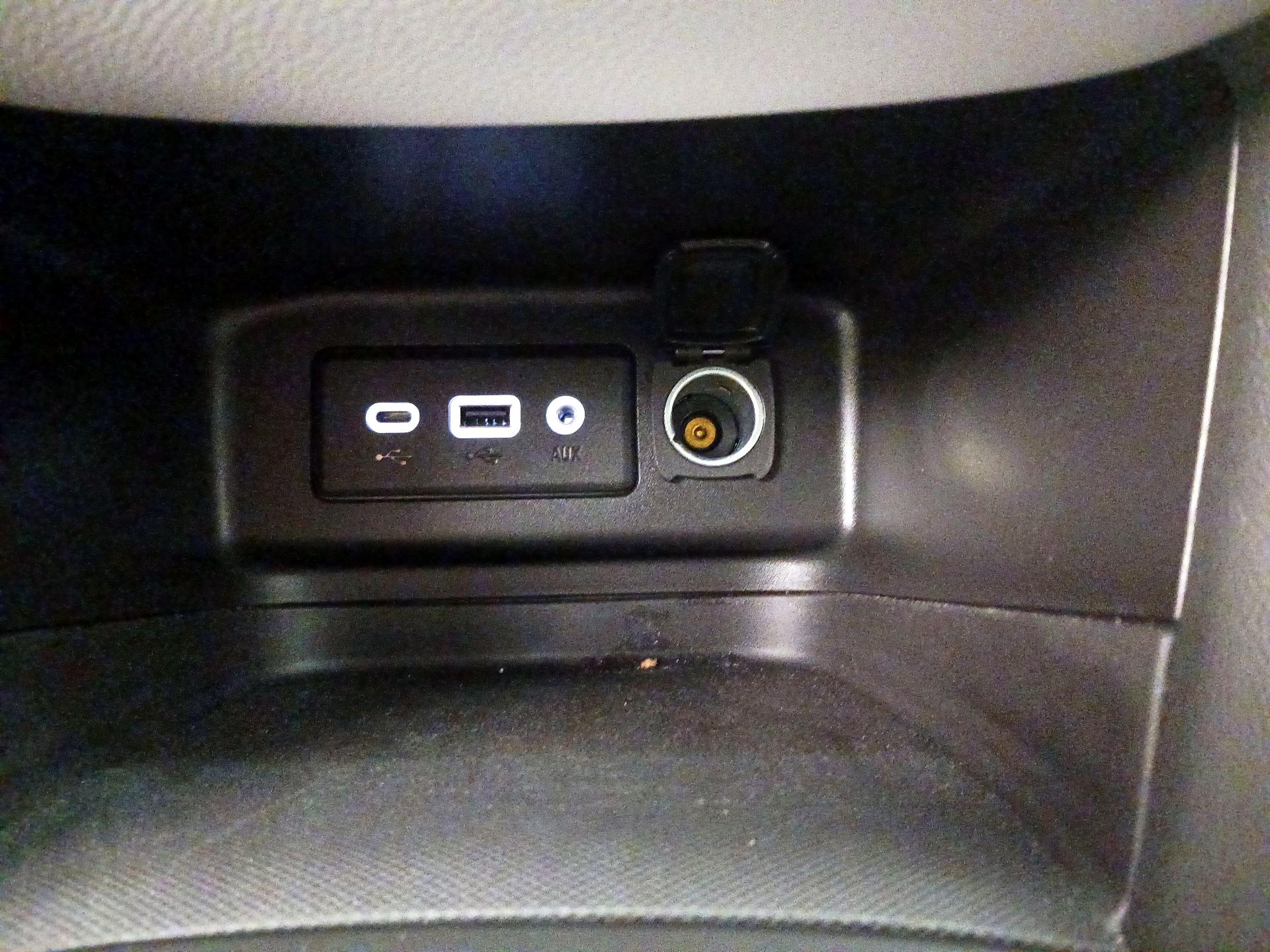 Thumbnail: 2023 Chevrolet Equinox - 18