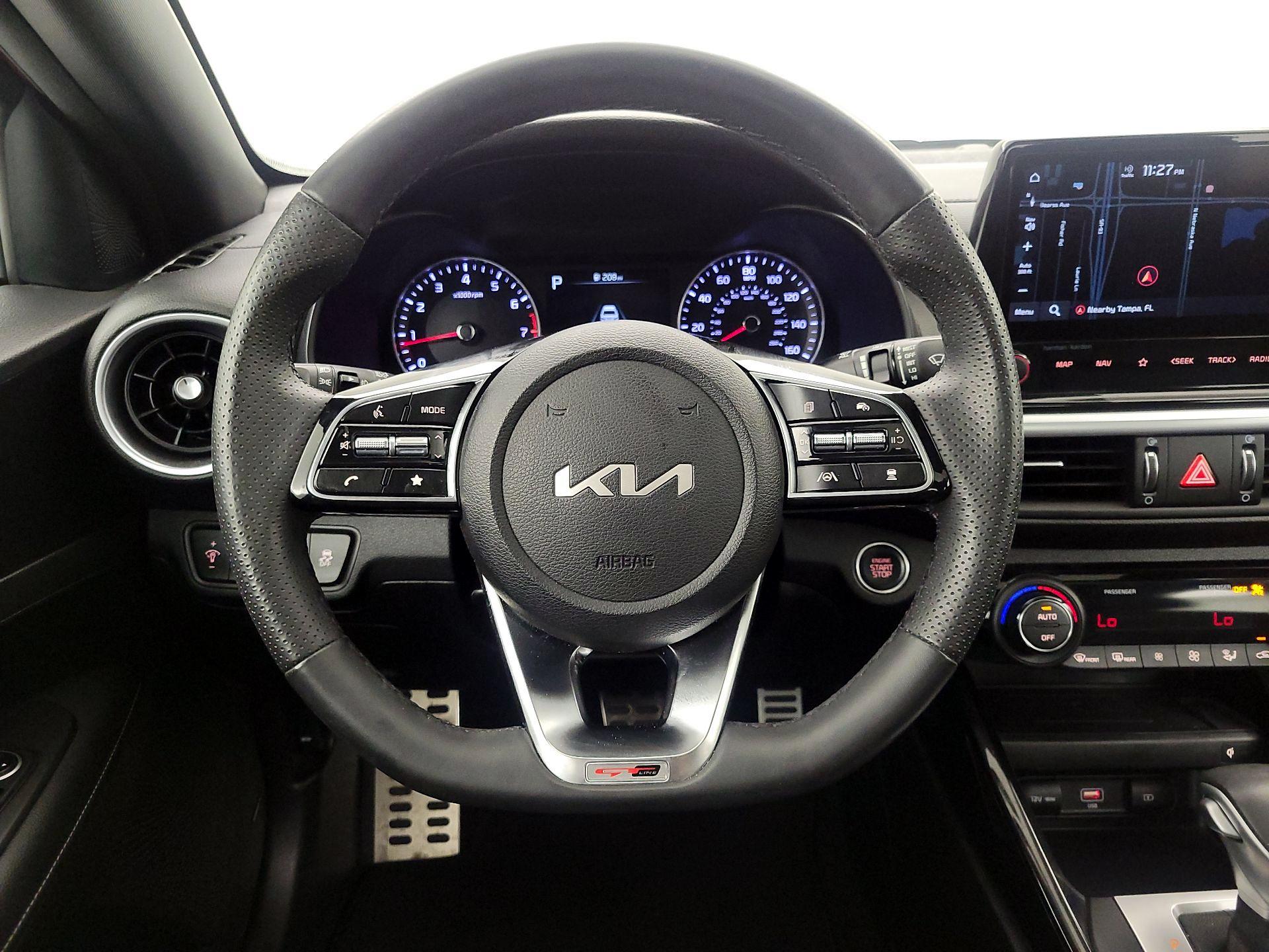 Thumbnail: 2023 Kia Forte - 10