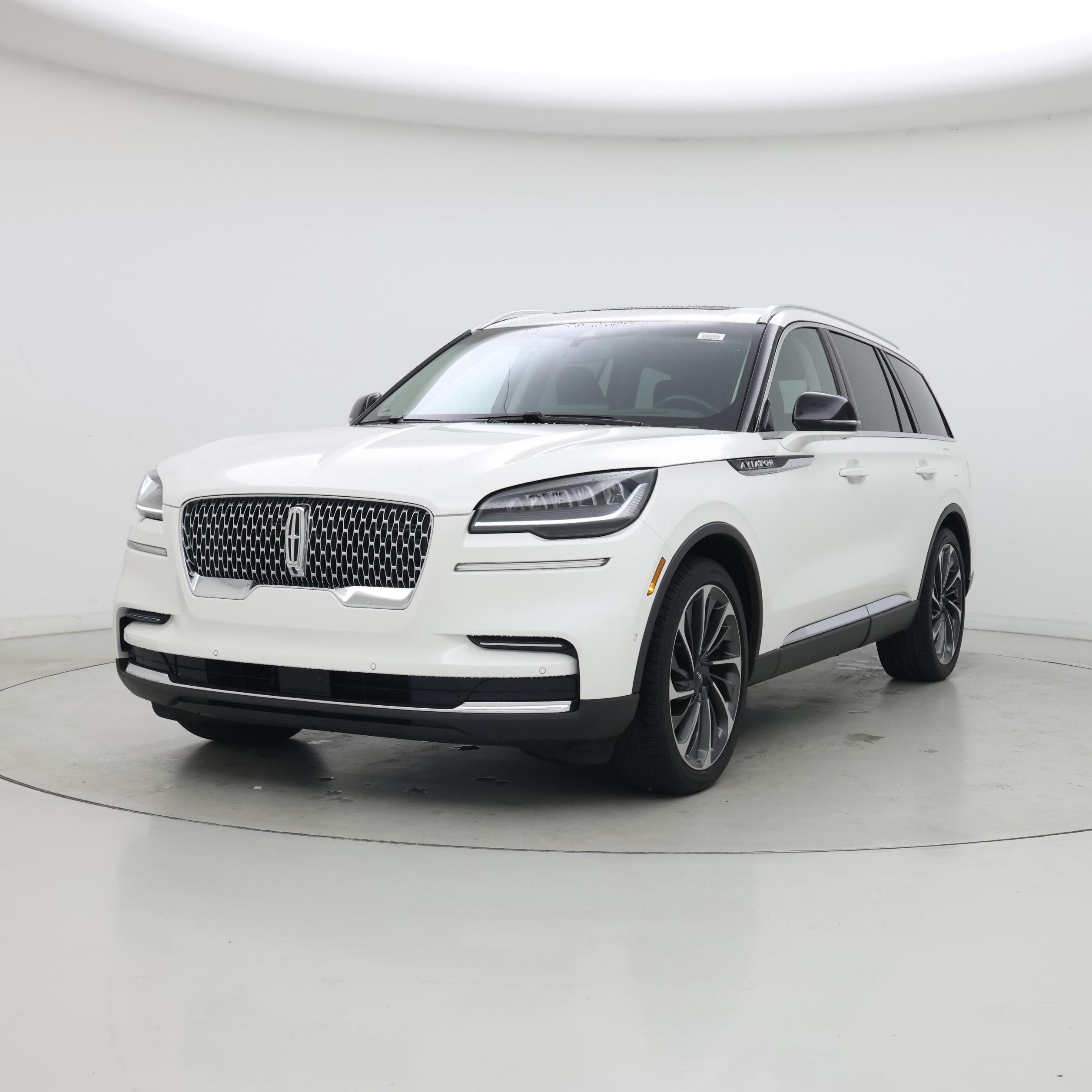 Thumbnail: 2022 Lincoln Aviator - 4