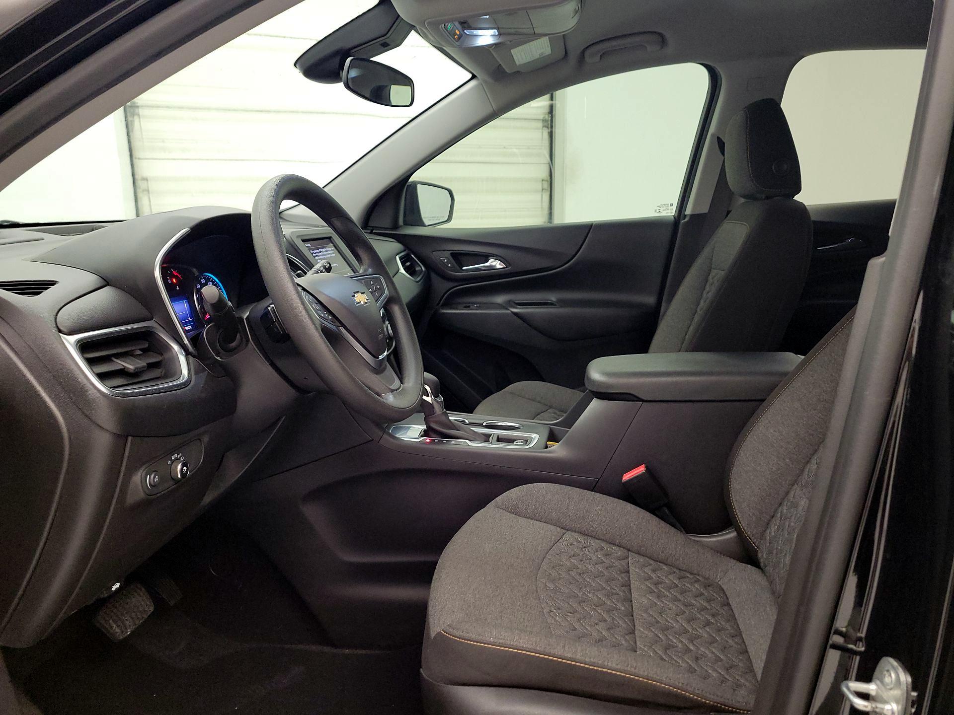 Thumbnail: 2022 Chevrolet Equinox - 11