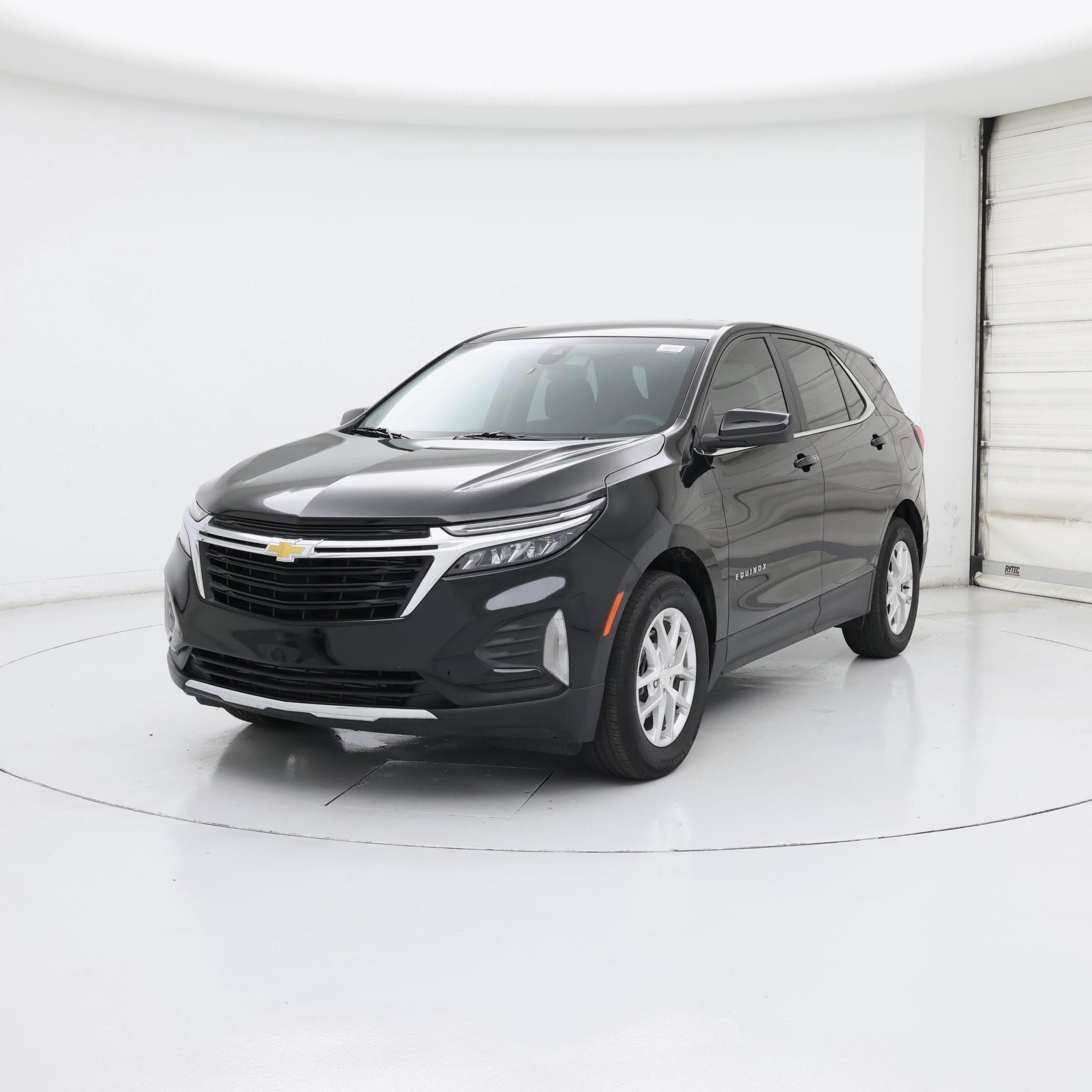 Thumbnail: 2022 Chevrolet Equinox - 4