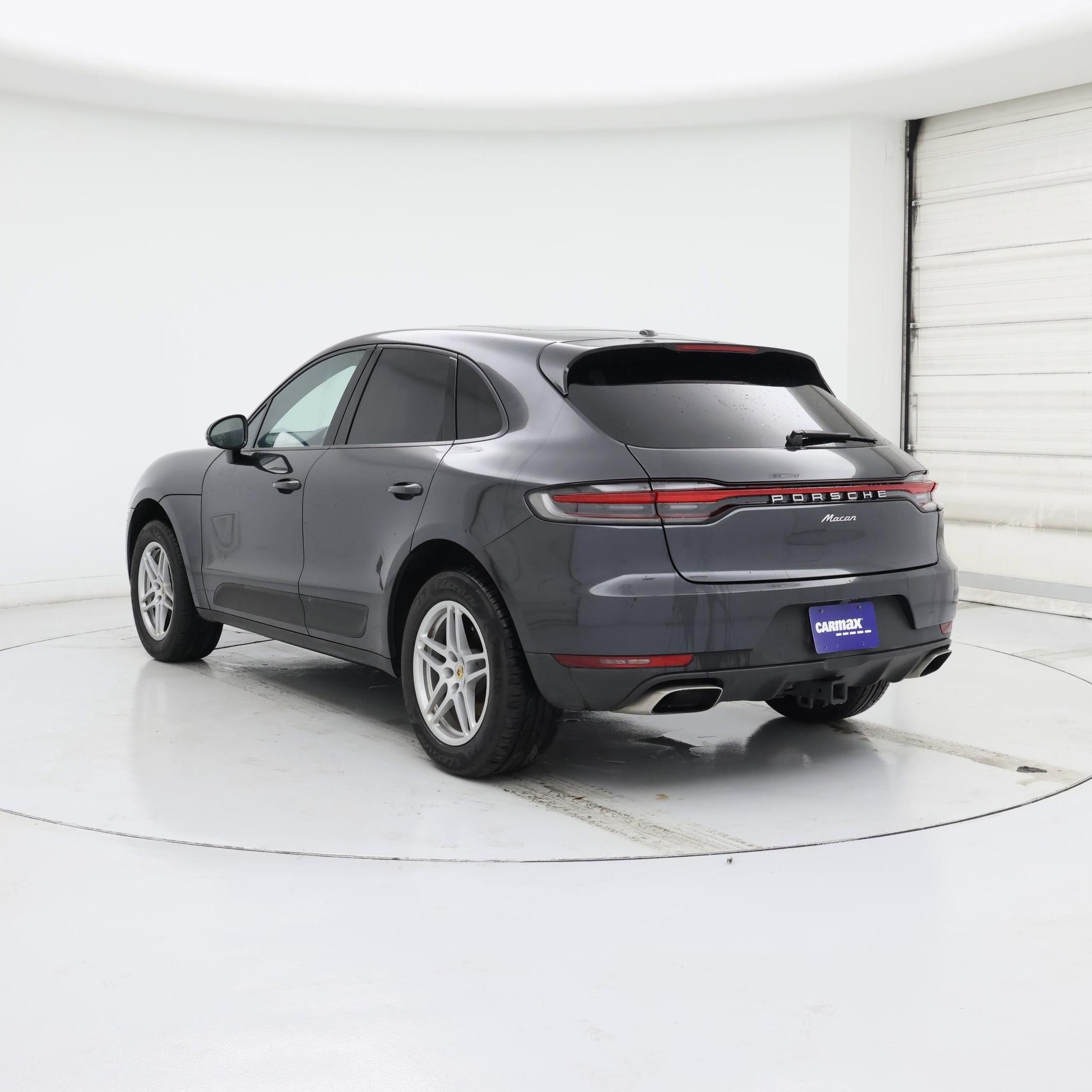 Thumbnail: 2021 Porsche Macan - 2