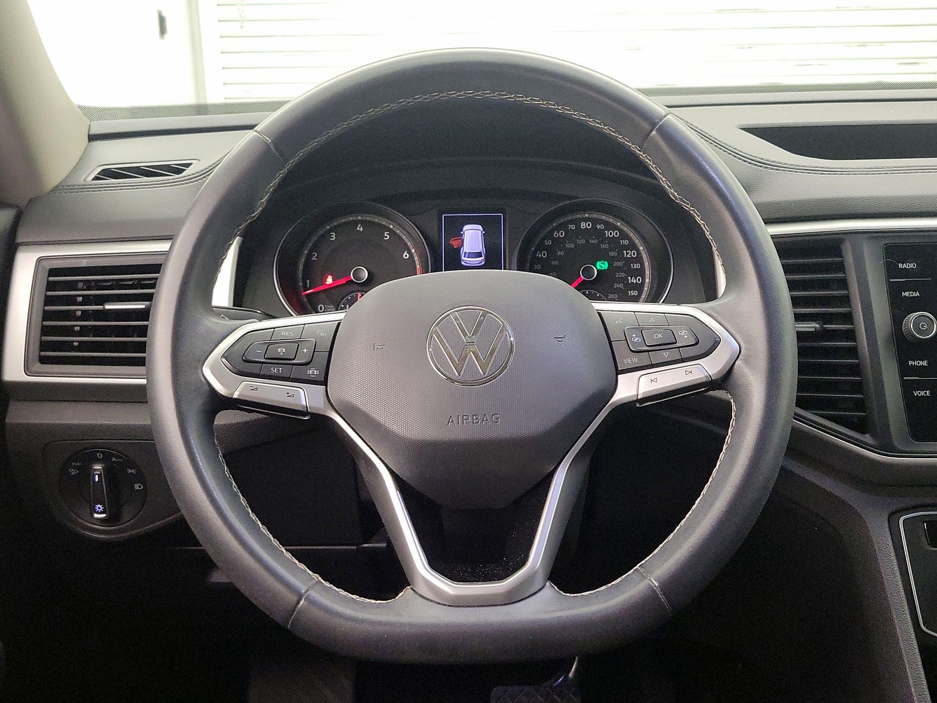 Thumbnail: 2021 Volkswagen Atlas - 10