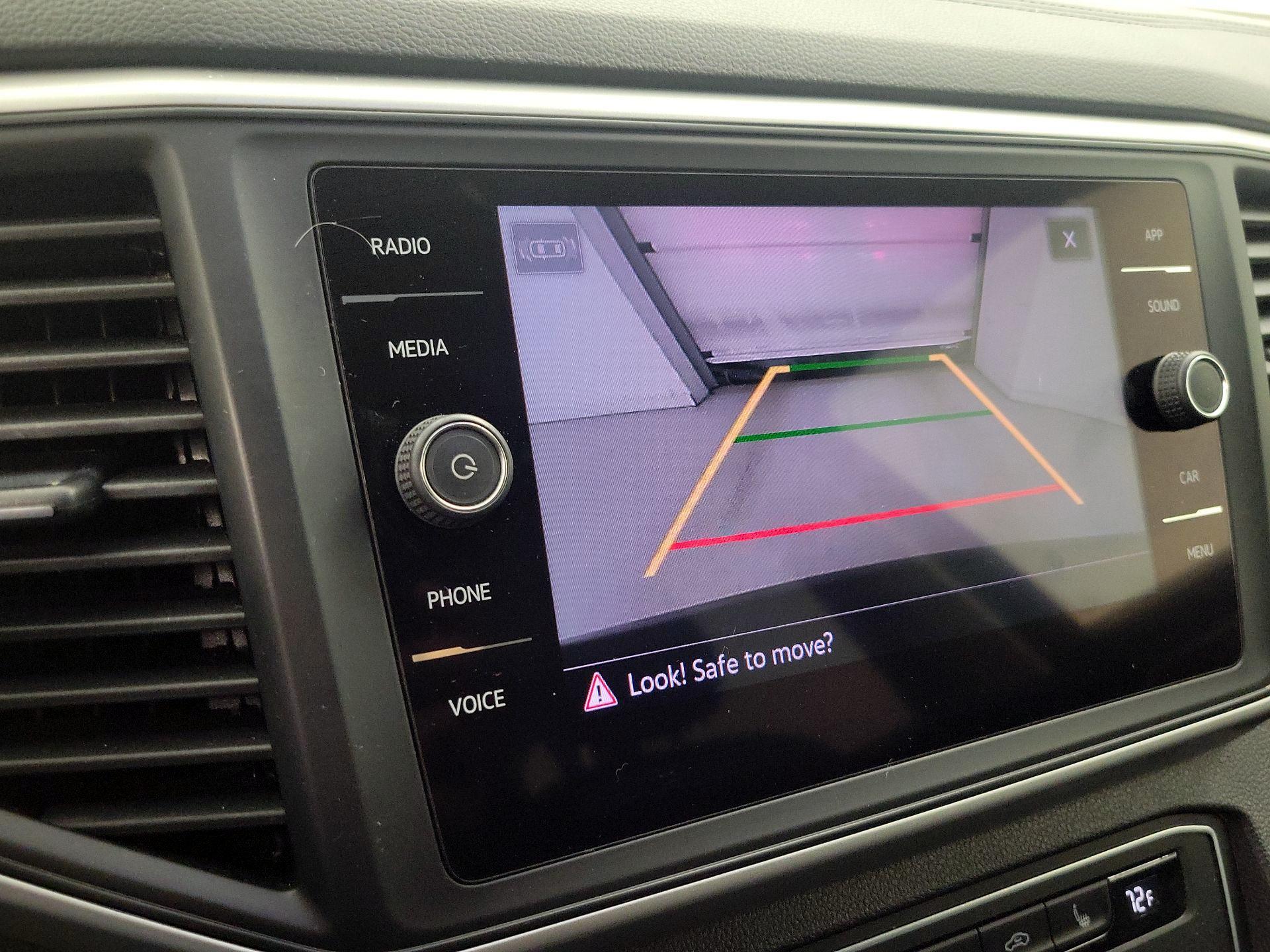 Thumbnail: 2021 Volkswagen Atlas - 14