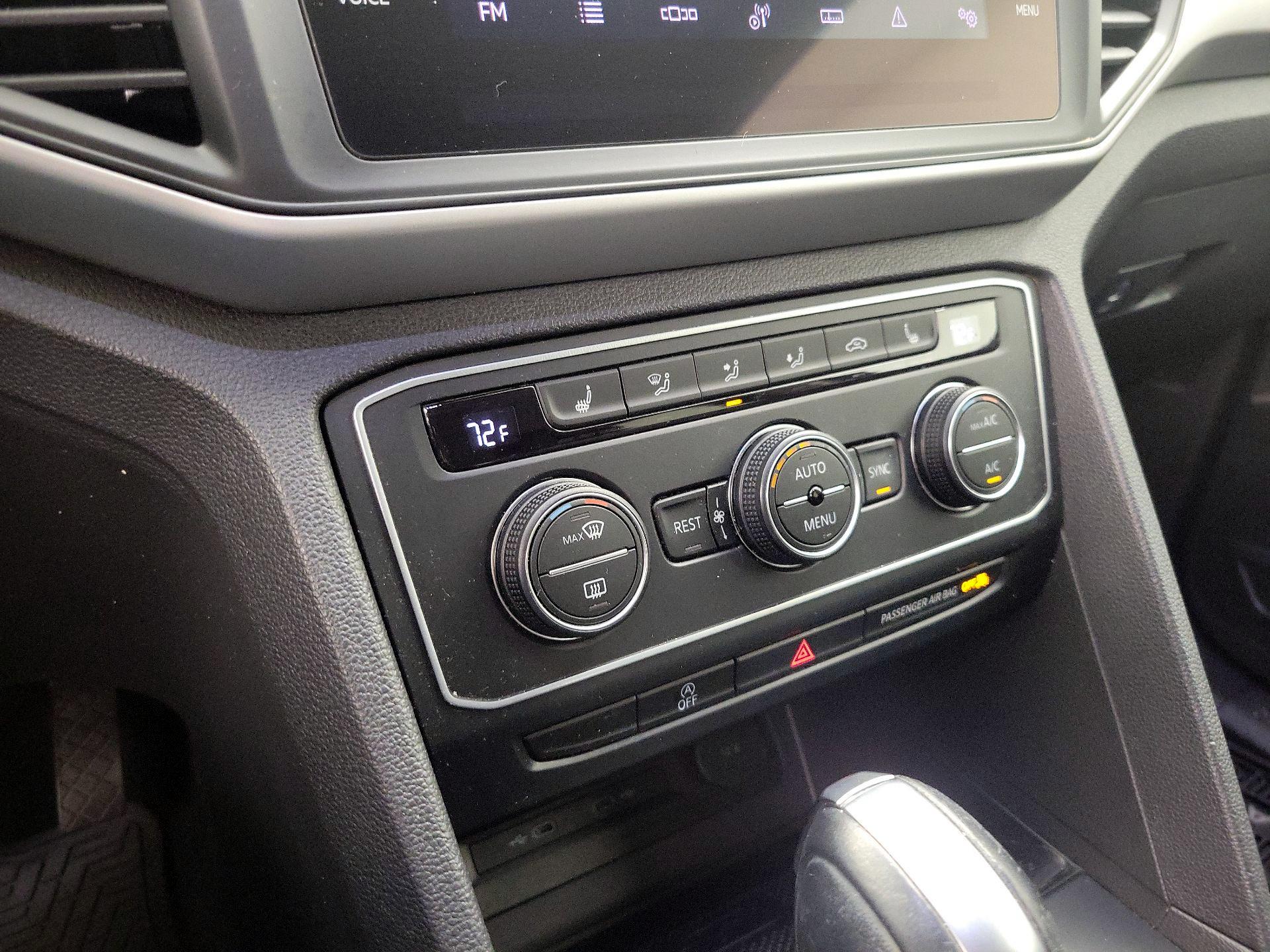 Thumbnail: 2021 Volkswagen Atlas - 16