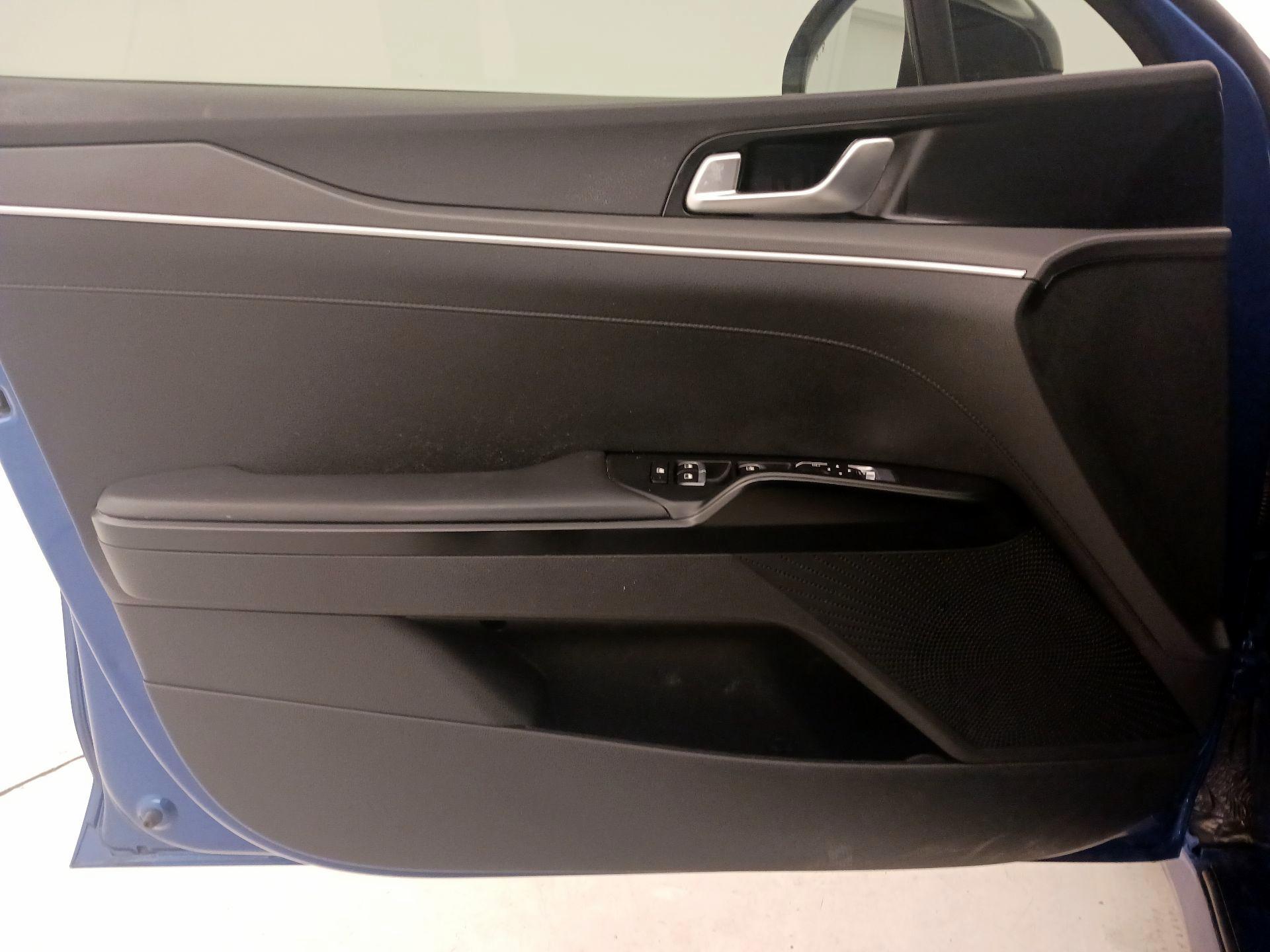 Thumbnail: 2023 Kia K5 - 12