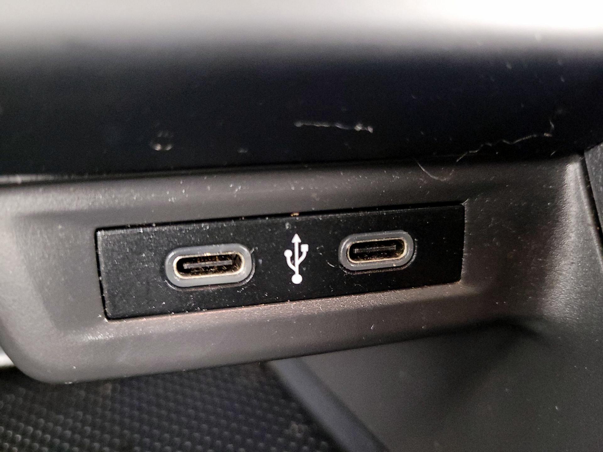 Thumbnail: 2021 Volkswagen Jetta - 18