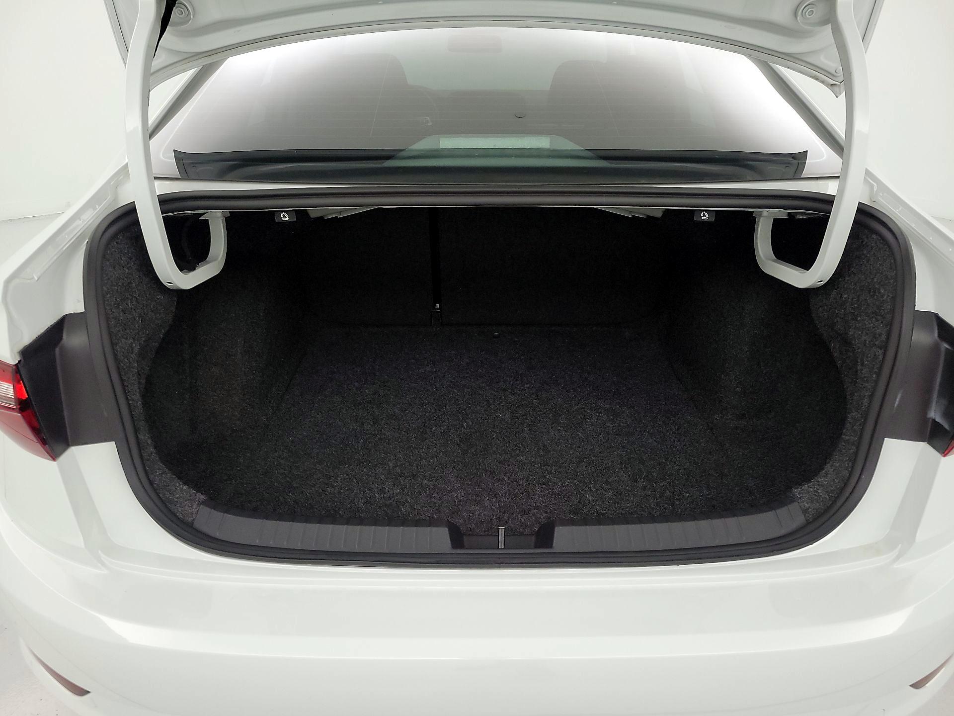 Thumbnail: 2021 Volkswagen Jetta - 20