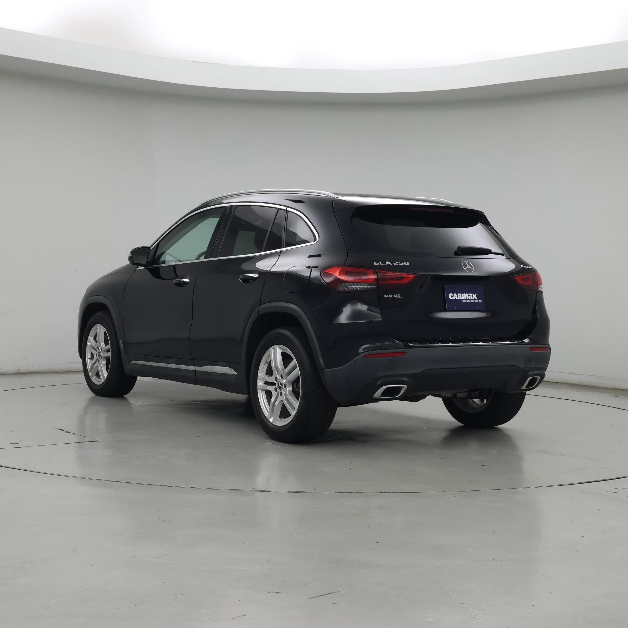 Thumbnail: 2021 Mercedes-Benz GLA - 2
