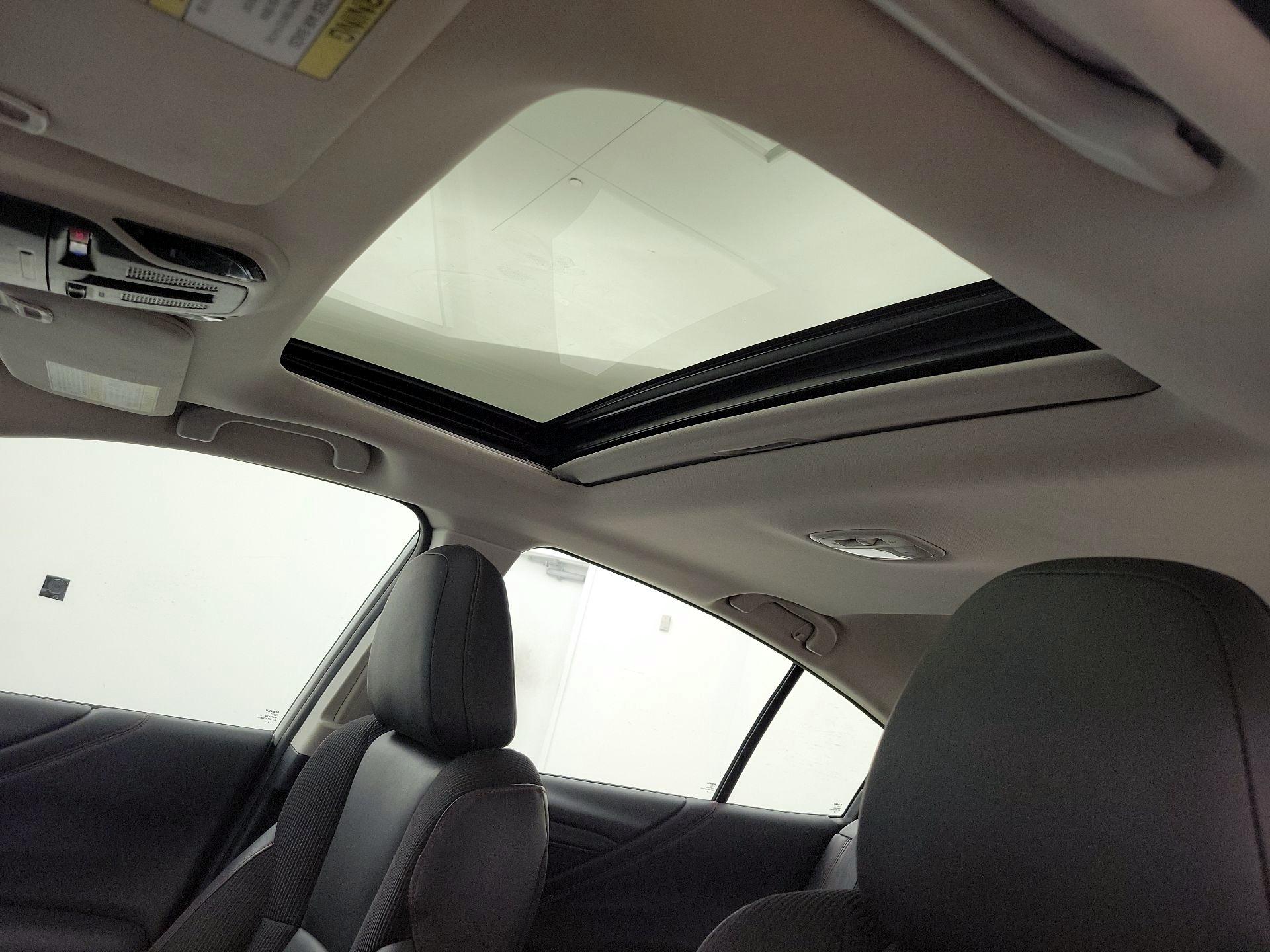 Thumbnail: 2023 Subaru Legacy - 20