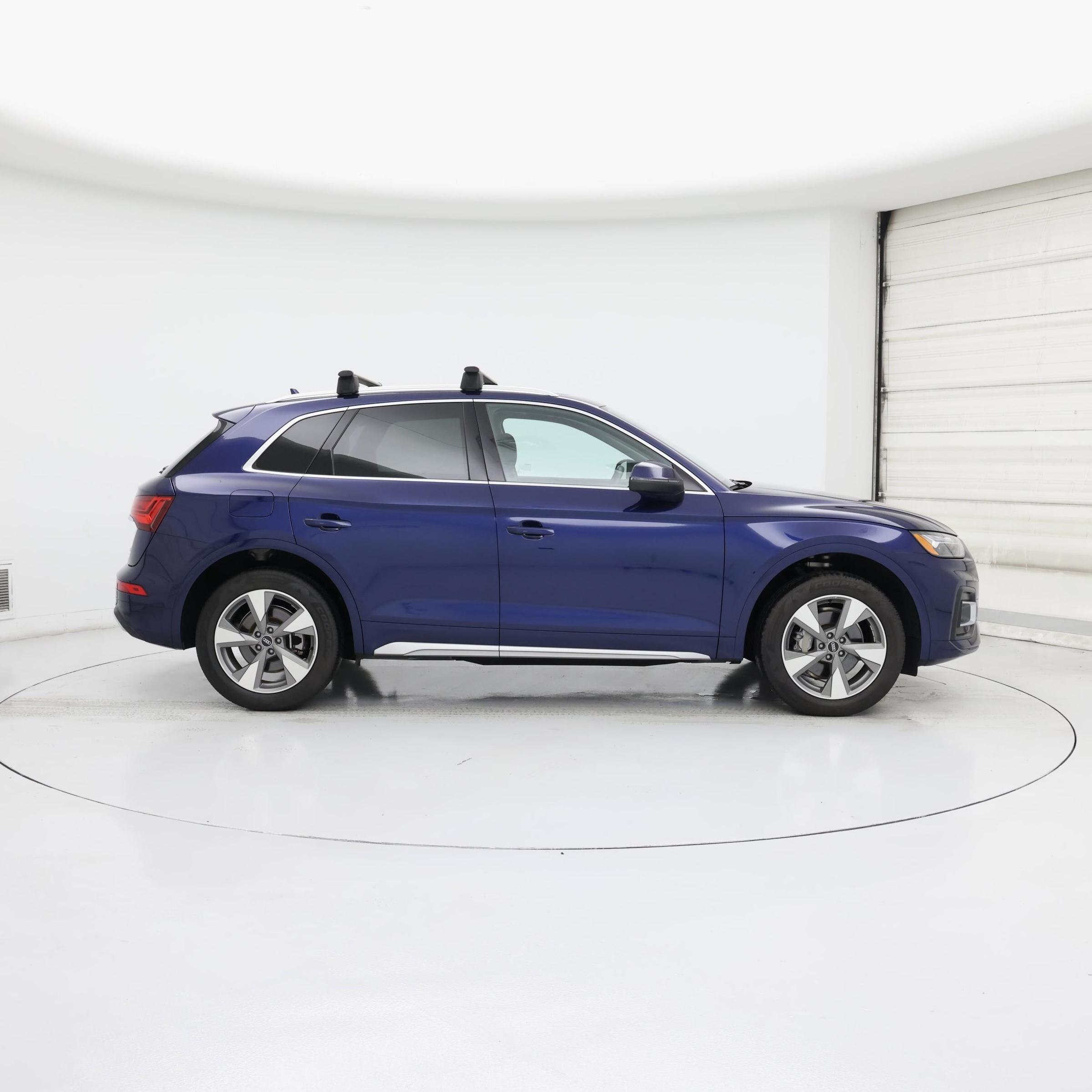 Thumbnail: 2023 Audi Q5 - 7