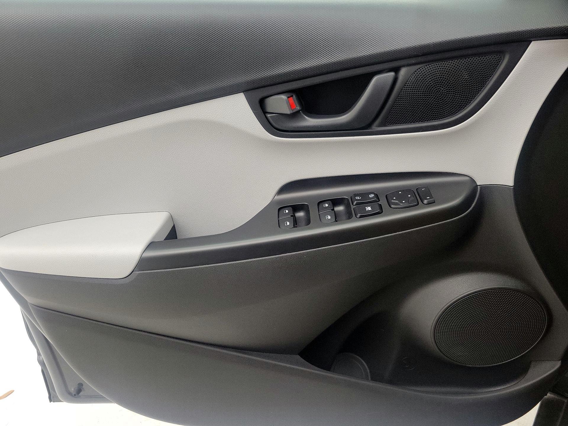 Thumbnail: 2023 Hyundai Kona - 12