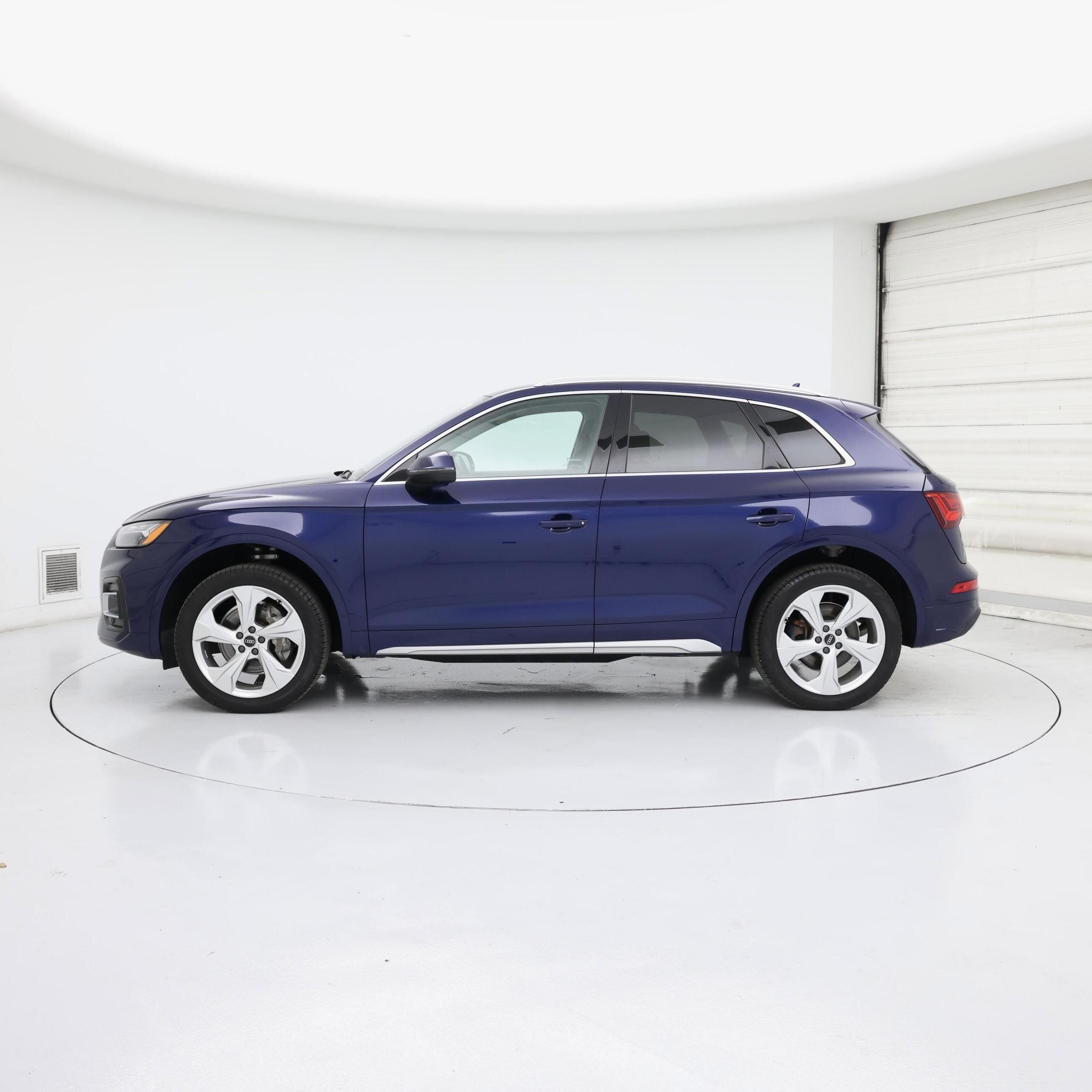 Thumbnail: 2021 Audi Q5 - 3