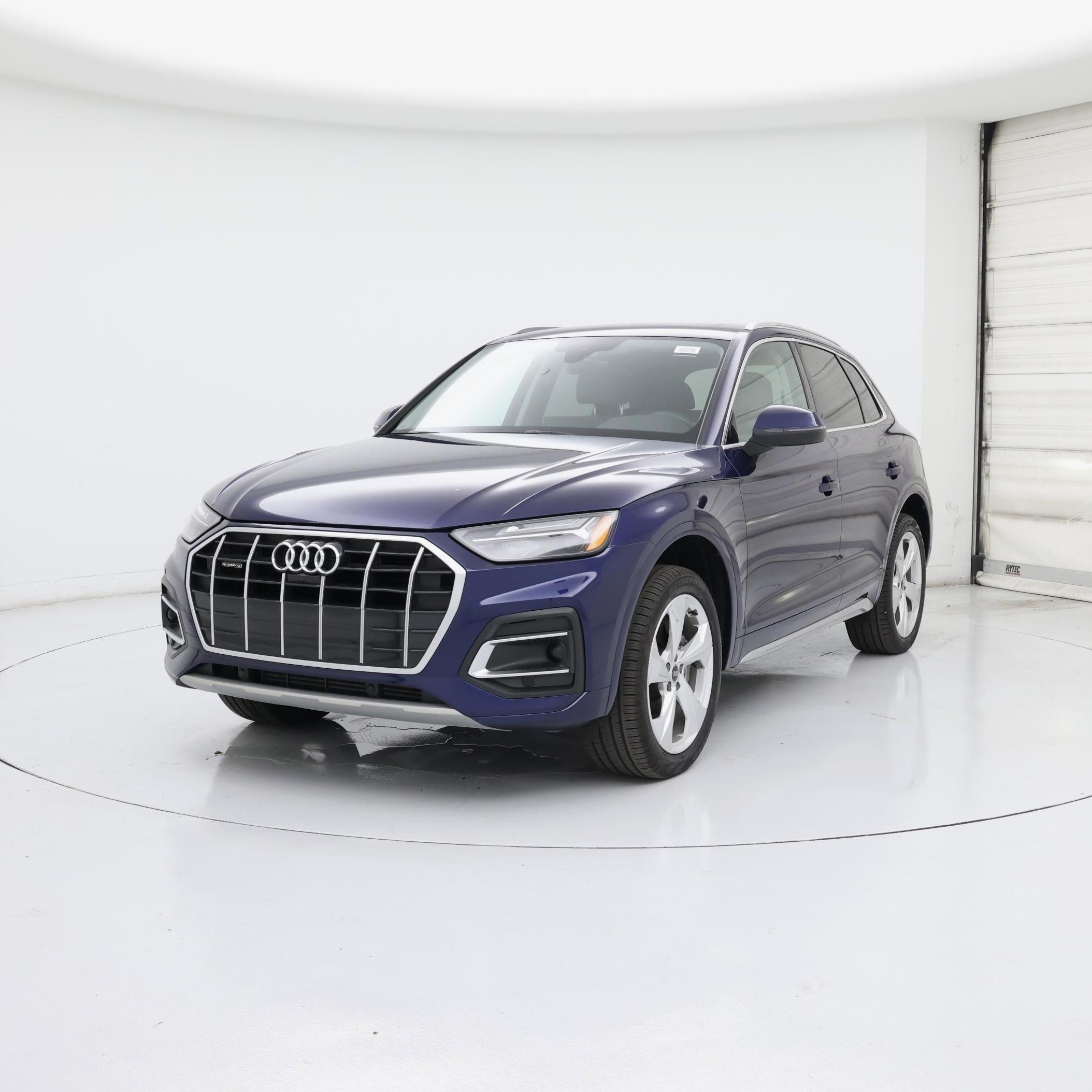Thumbnail: 2021 Audi Q5 - 4