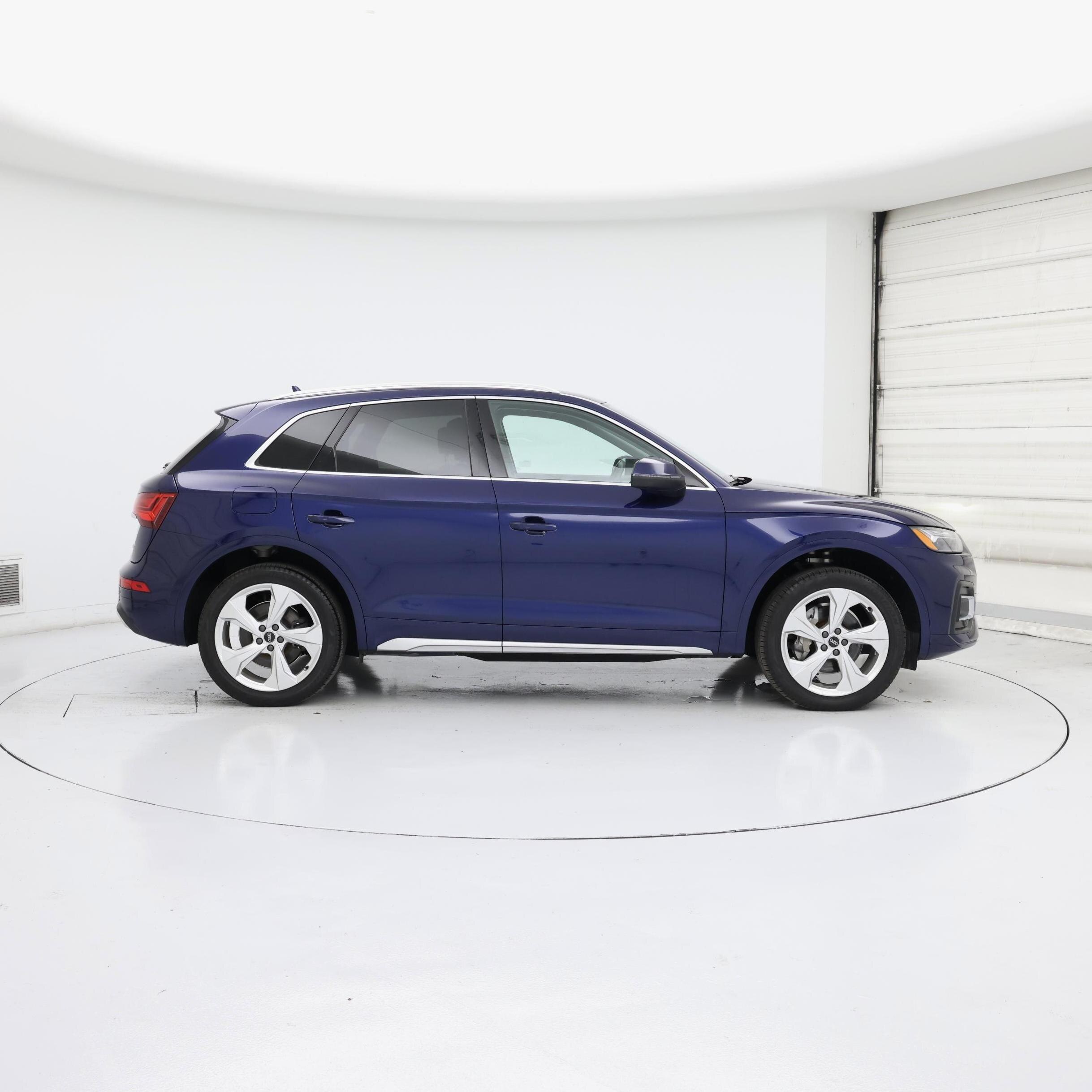 Thumbnail: 2021 Audi Q5 - 7
