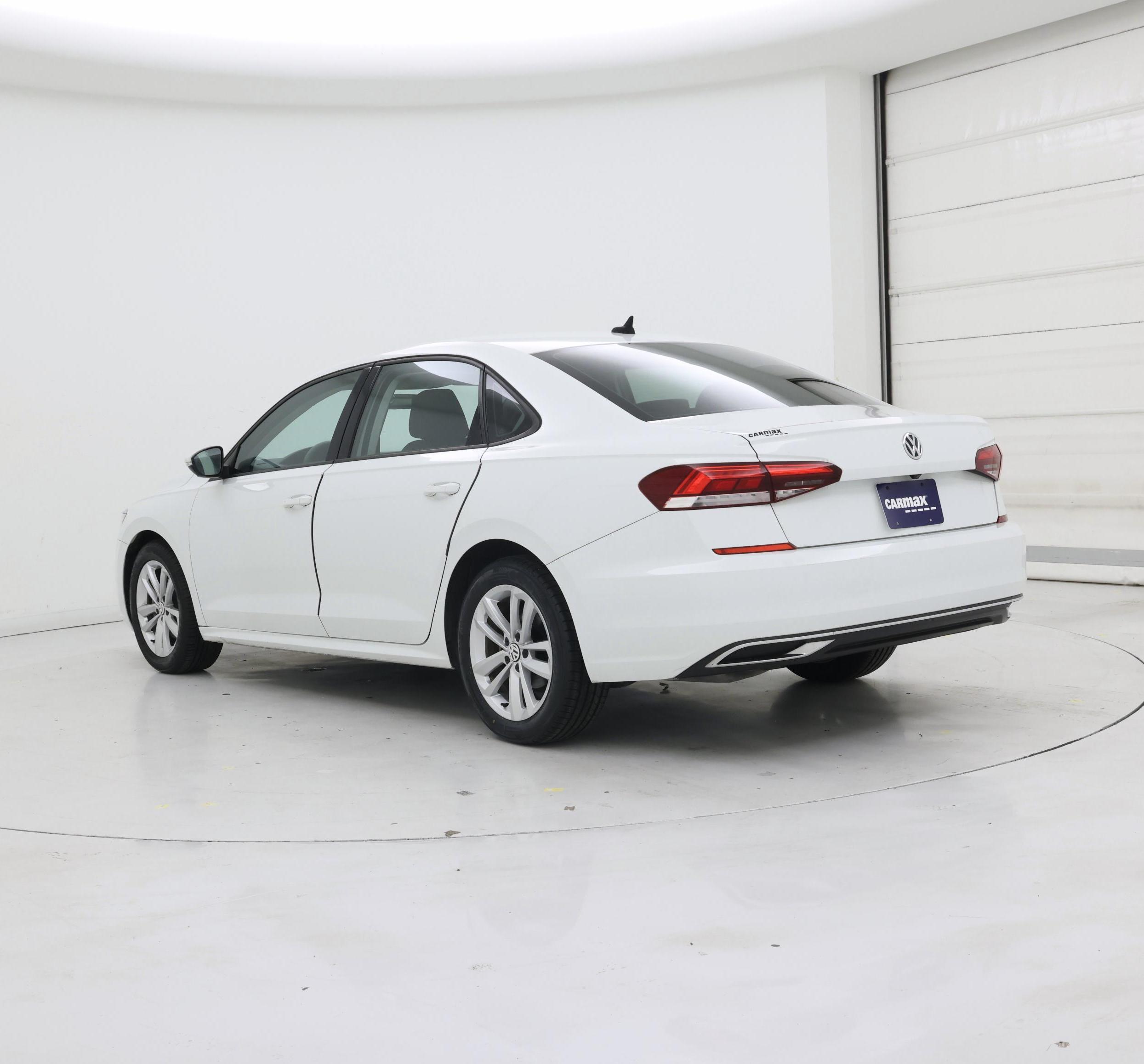 Thumbnail: 2020 Volkswagen Passat - 2