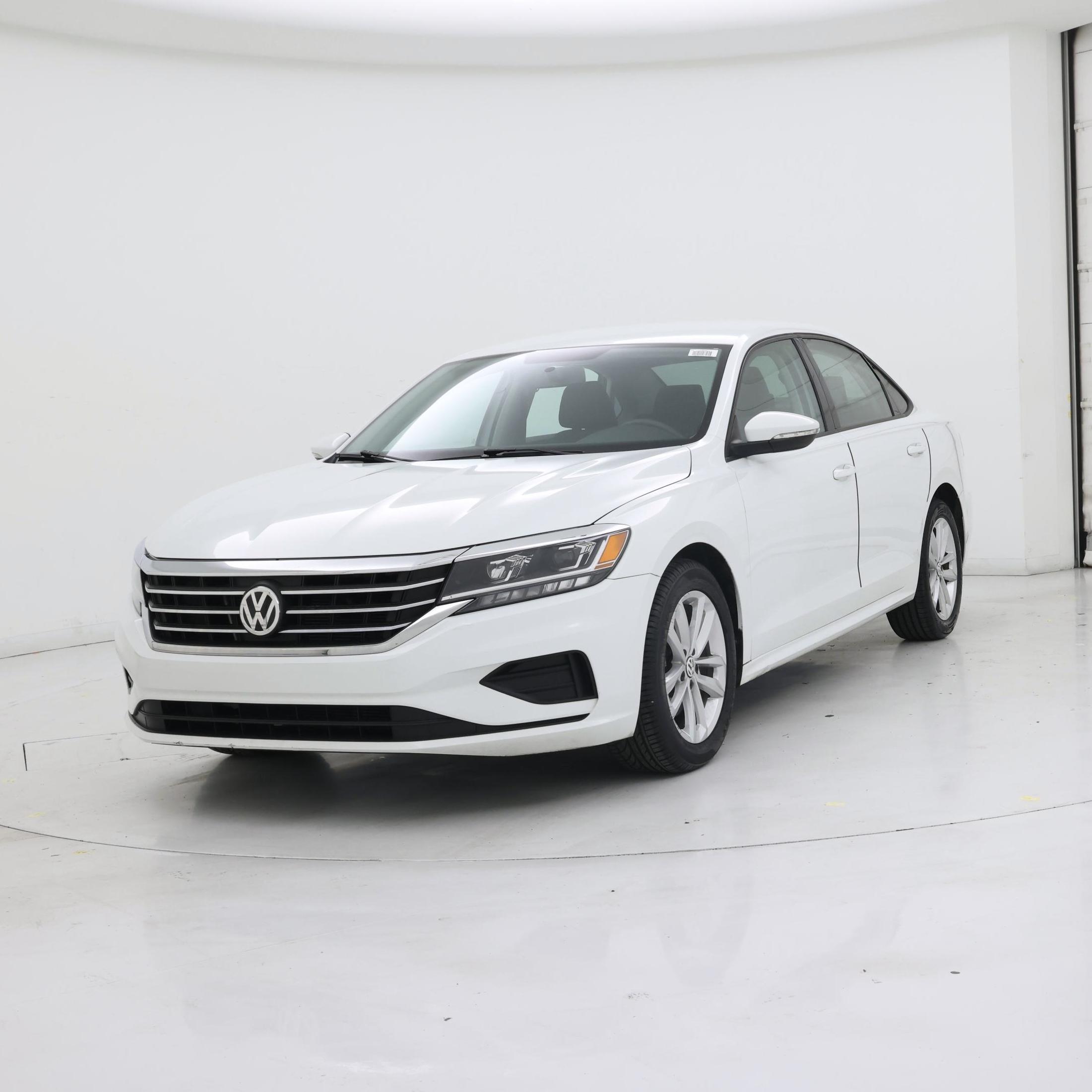 Thumbnail: 2020 Volkswagen Passat - 4