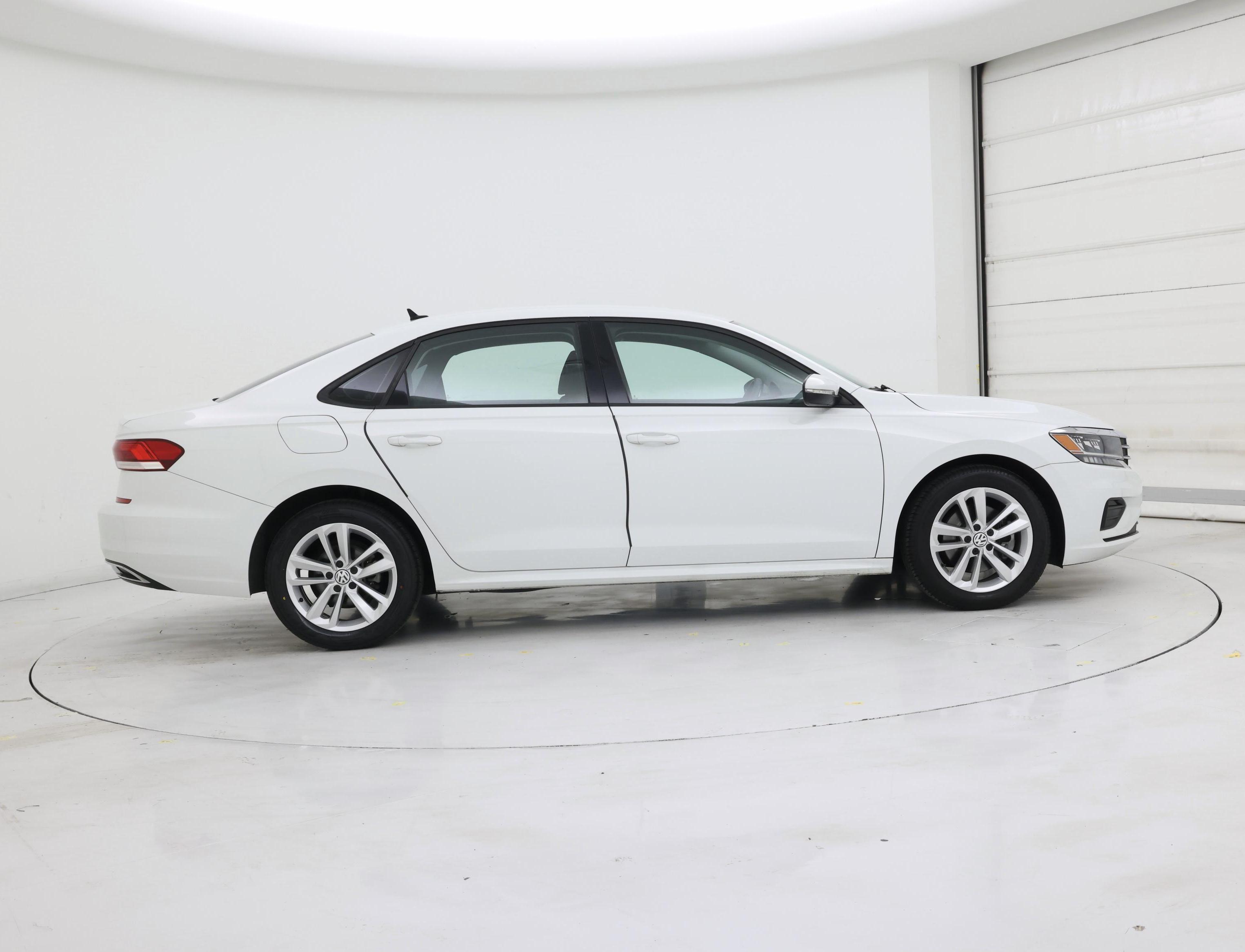 Thumbnail: 2020 Volkswagen Passat - 7