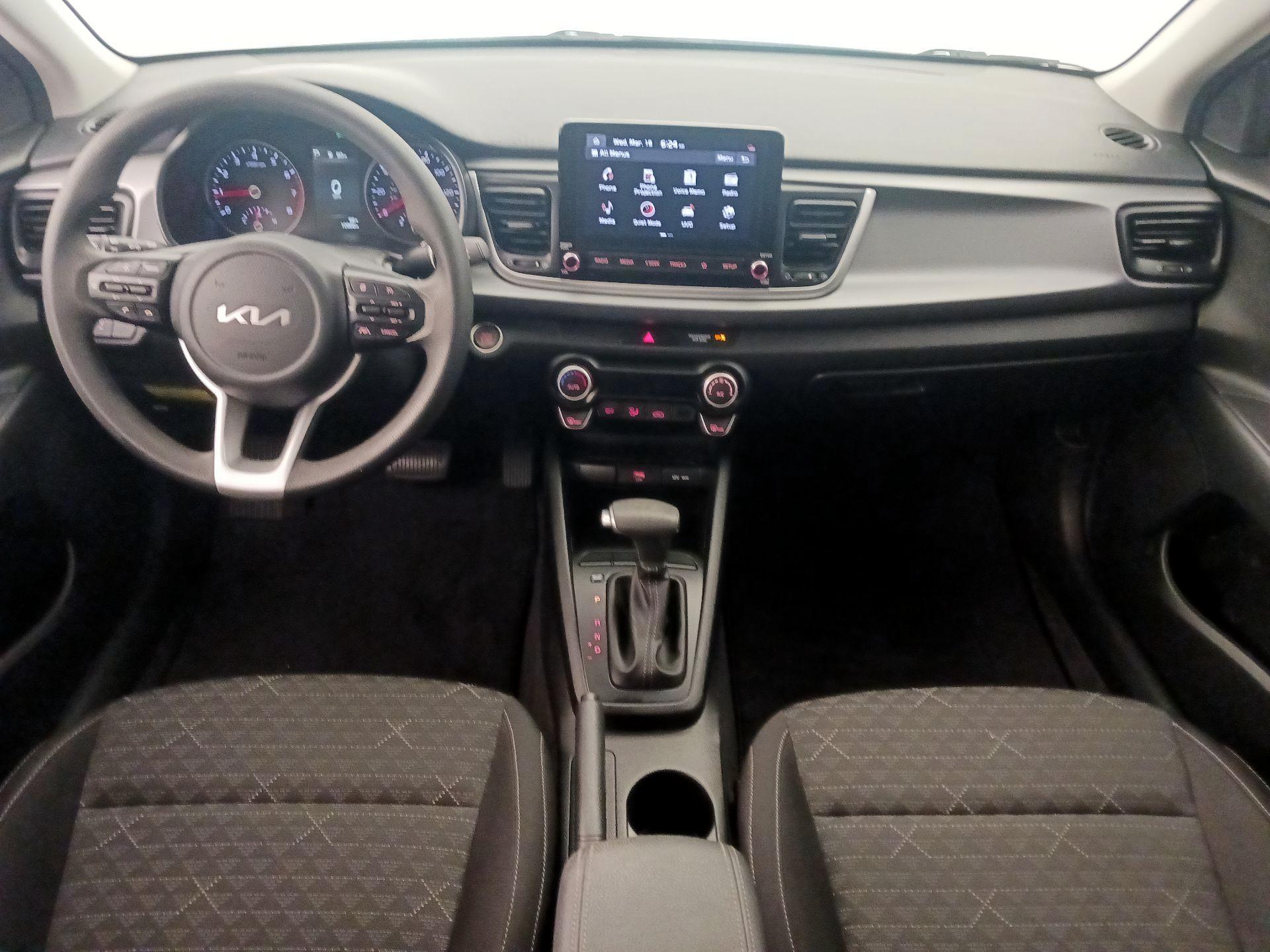 Thumbnail: 2022 Kia Rio - 9