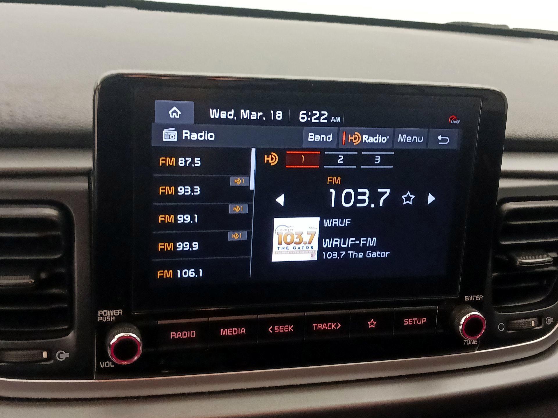 Thumbnail: 2022 Kia Rio - 15