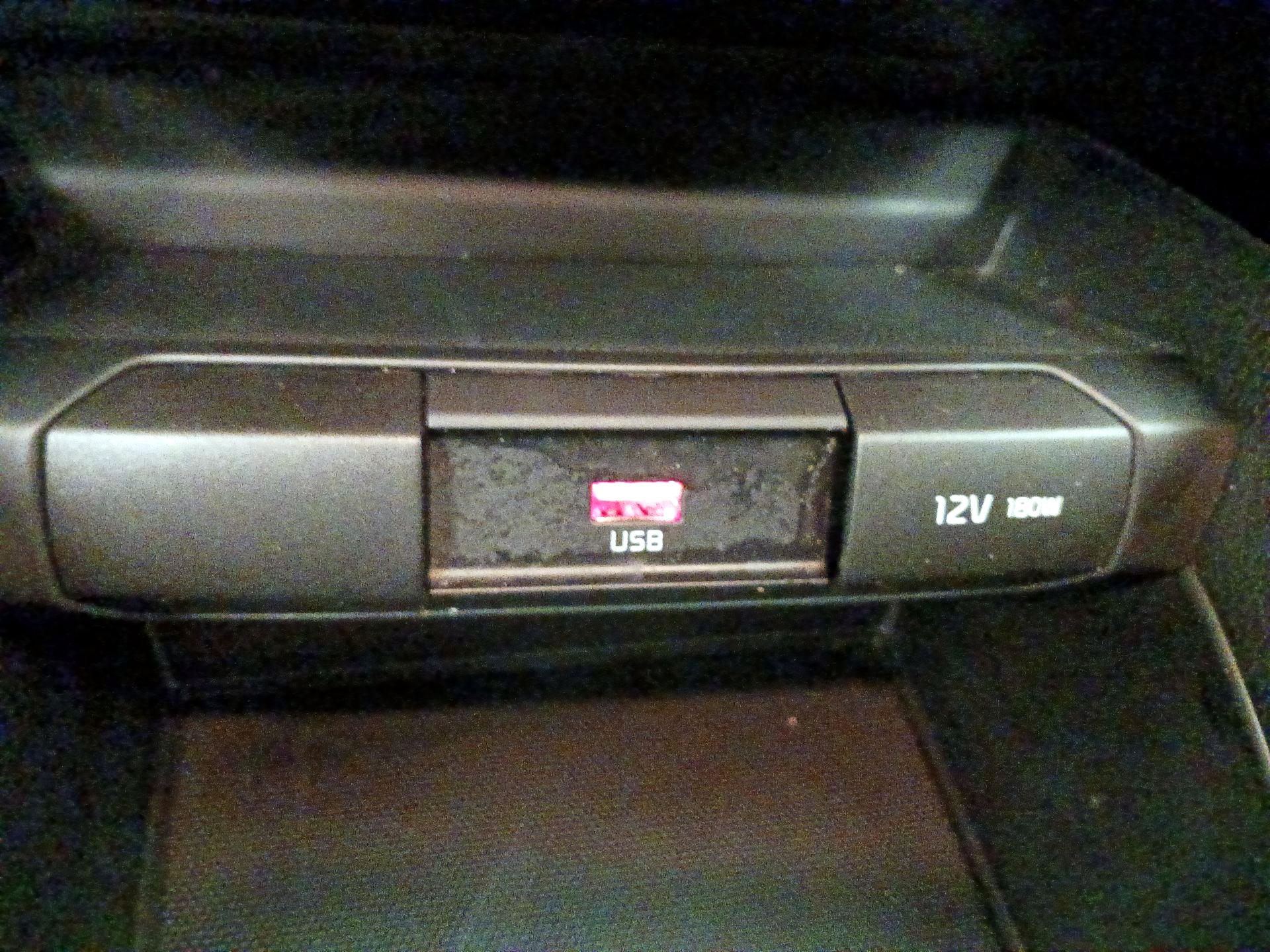 Thumbnail: 2022 Kia Rio - 18