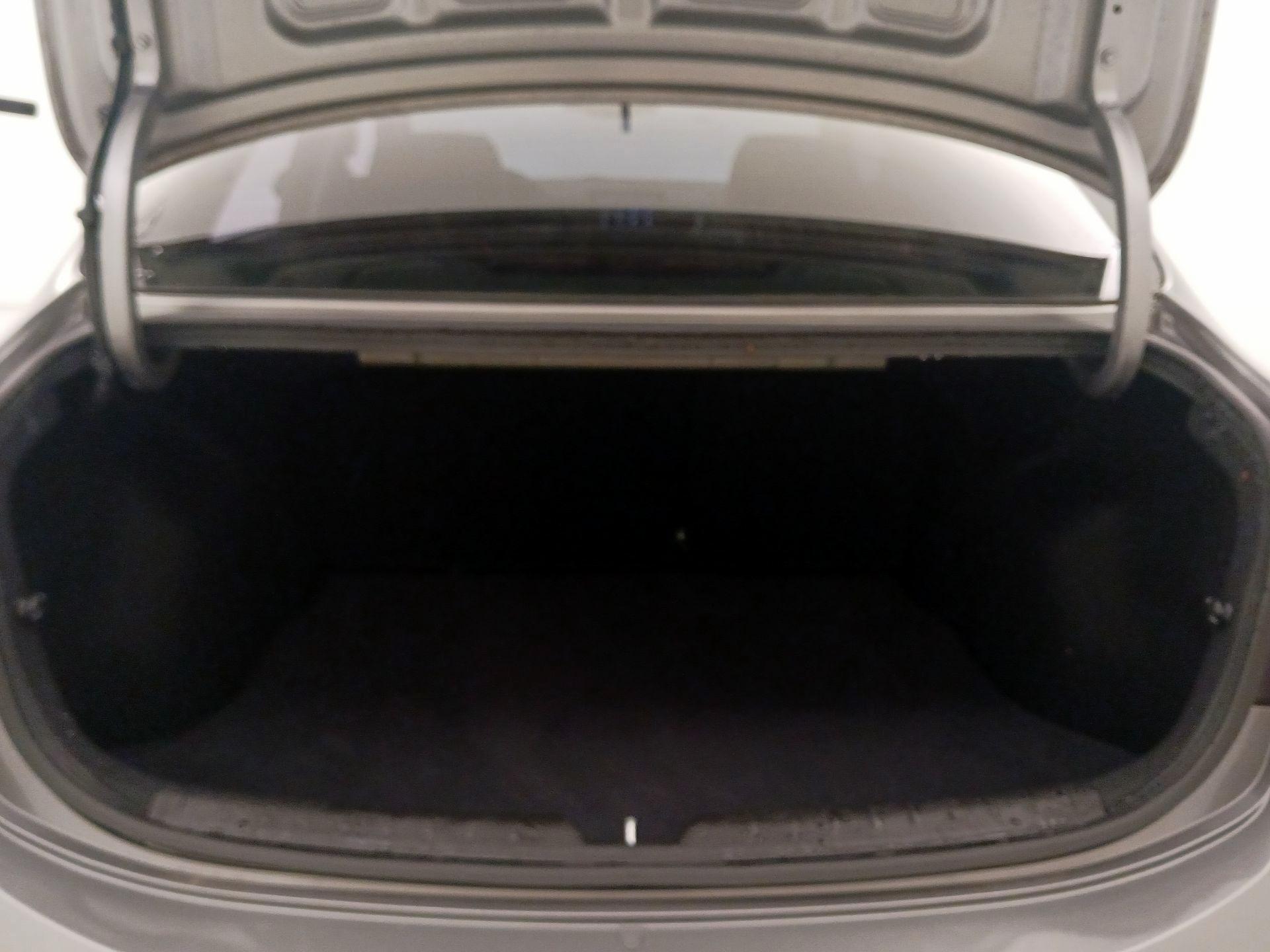 Thumbnail: 2022 Kia Rio - 20