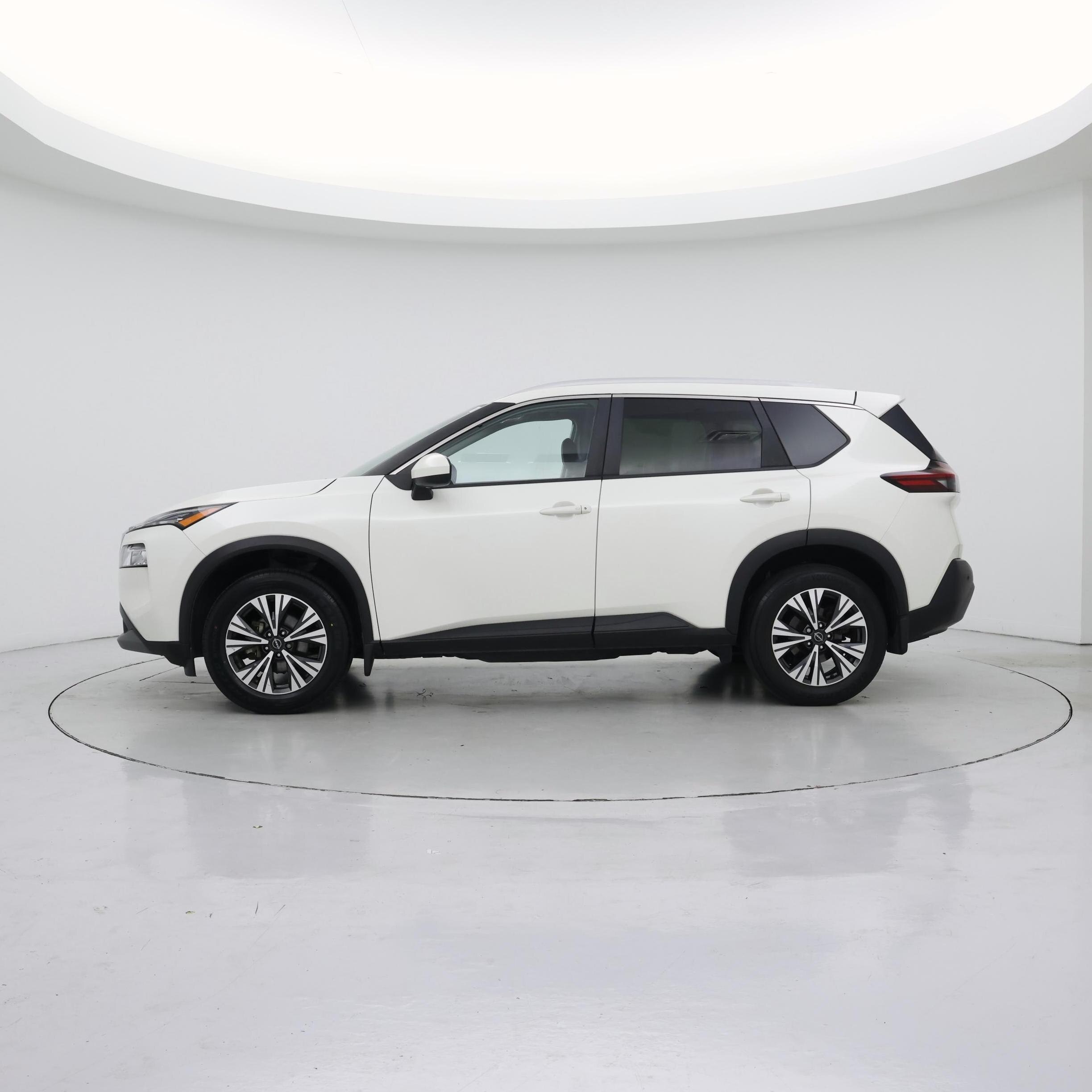 Thumbnail: 2023 Nissan Rogue - 3