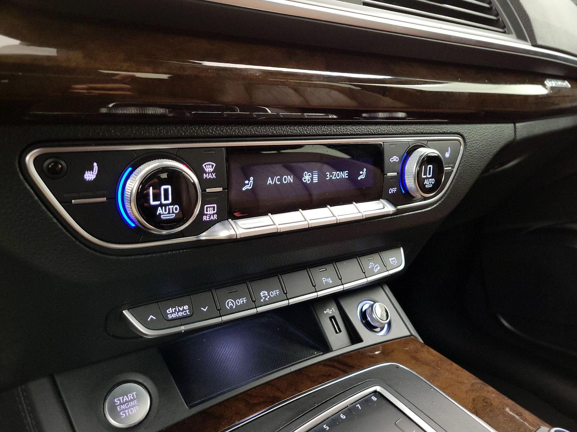 Thumbnail: 2020 Audi Q5 - 17