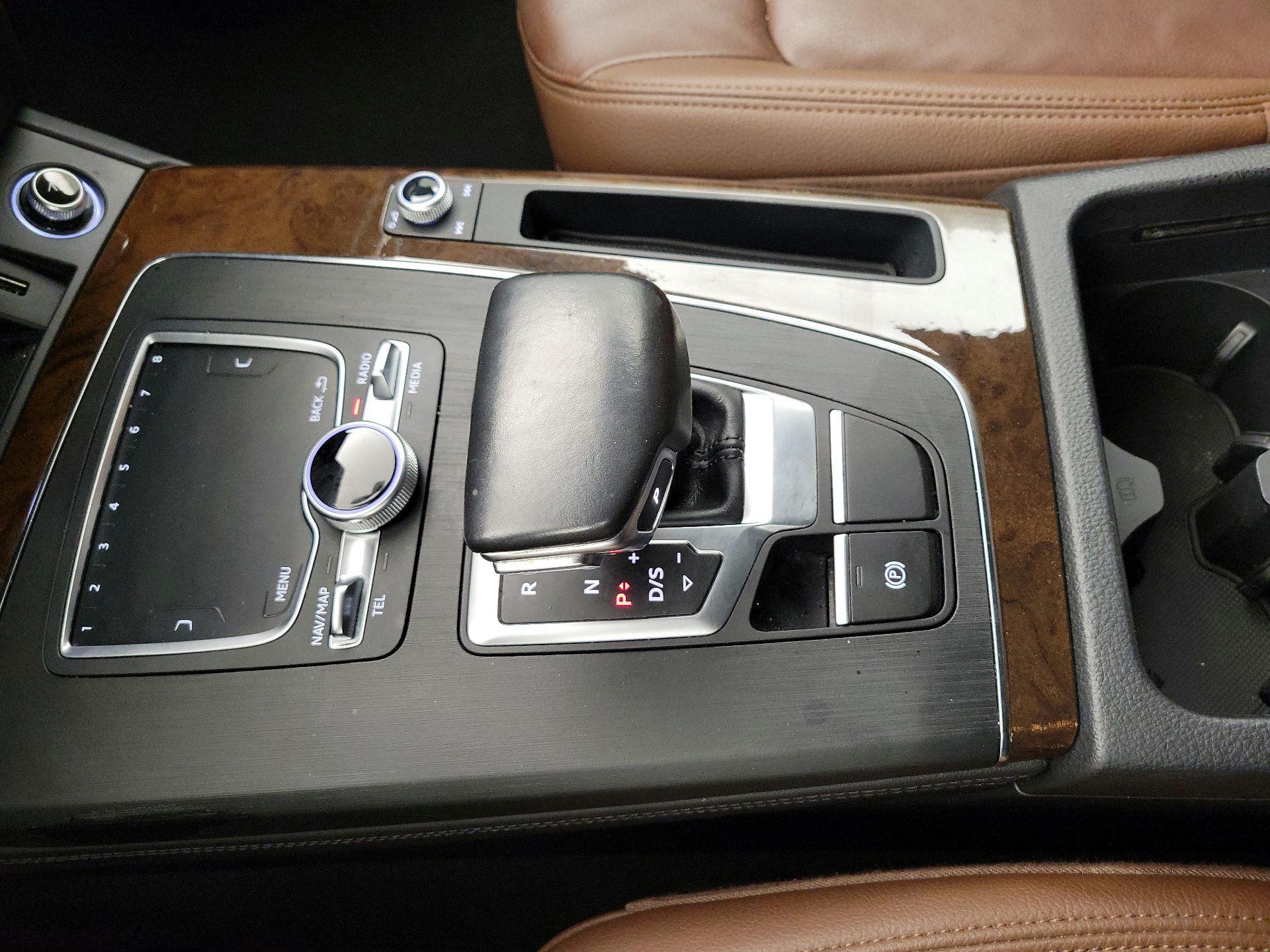 Thumbnail: 2020 Audi Q5 - 18