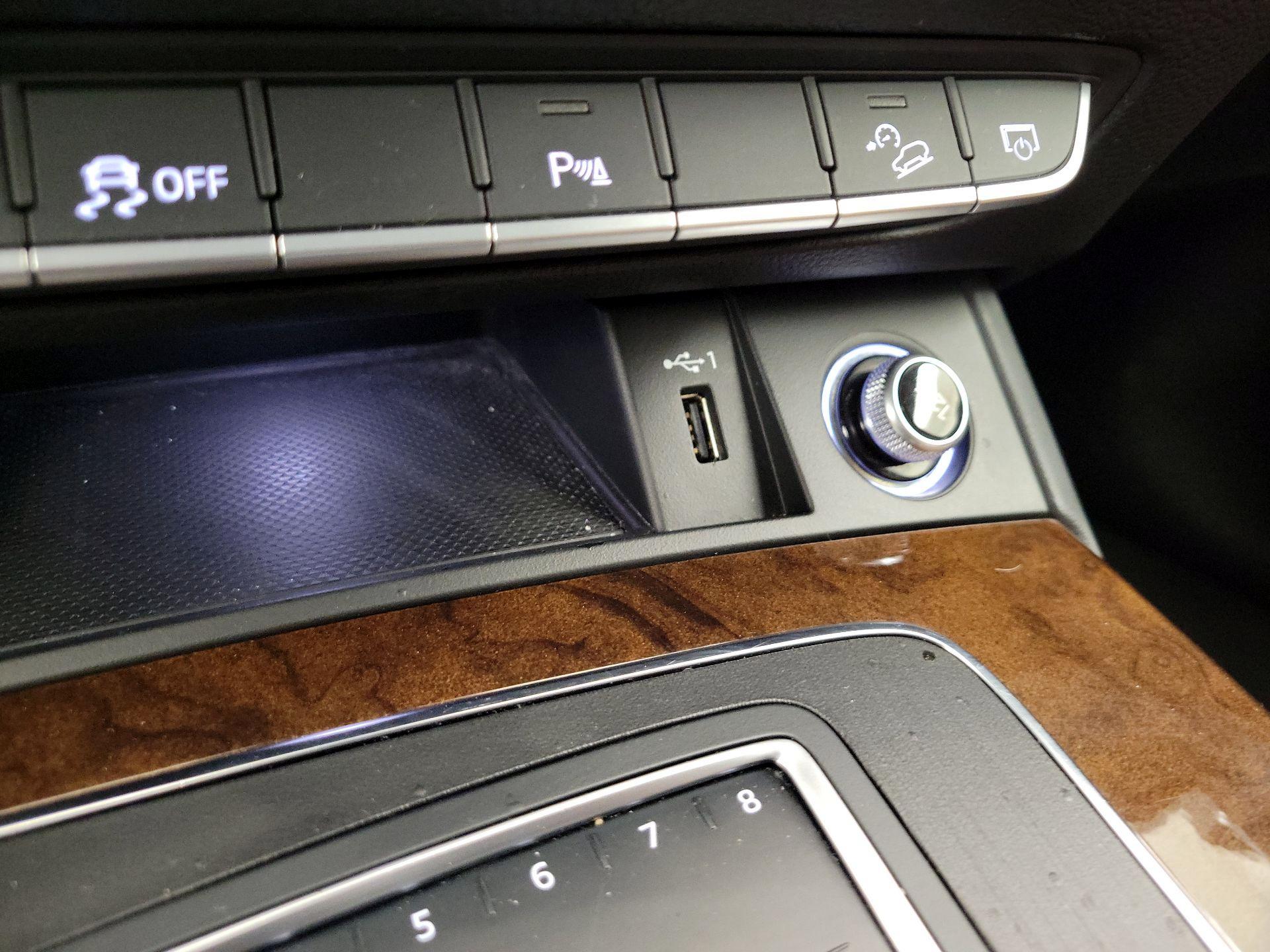 Thumbnail: 2020 Audi Q5 - 19