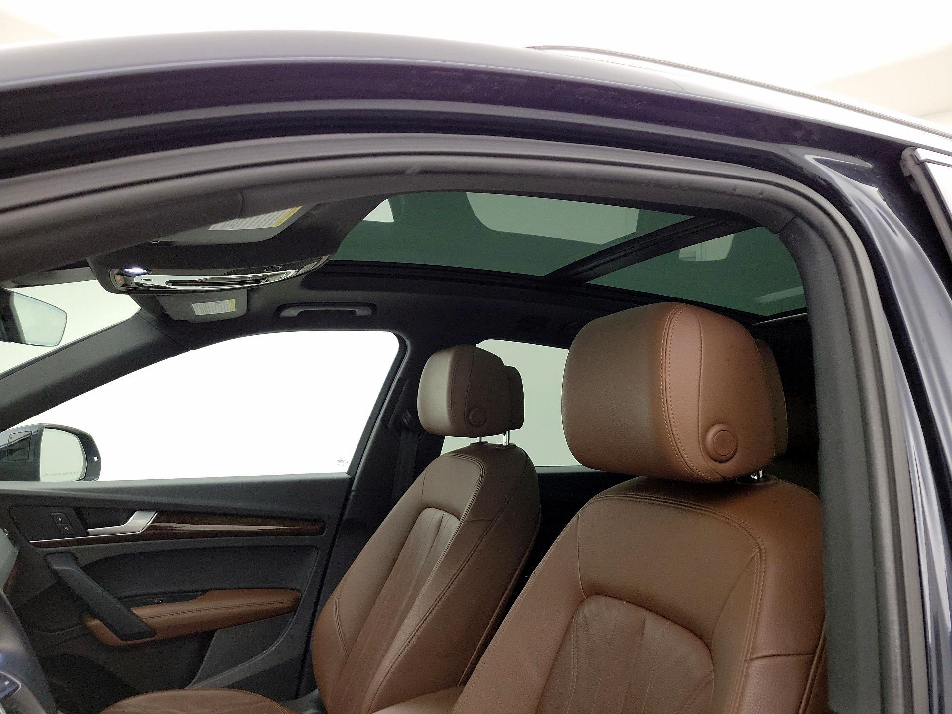 Thumbnail: 2020 Audi Q5 - 20