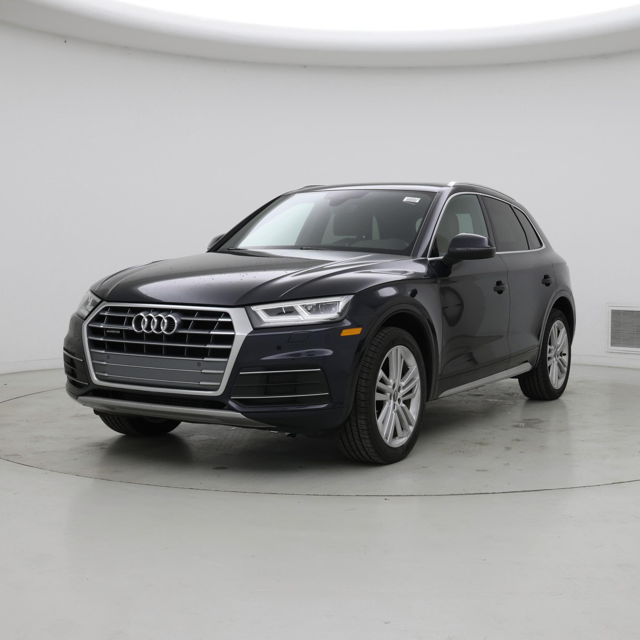 Thumbnail: 2020 Audi Q5 - 4
