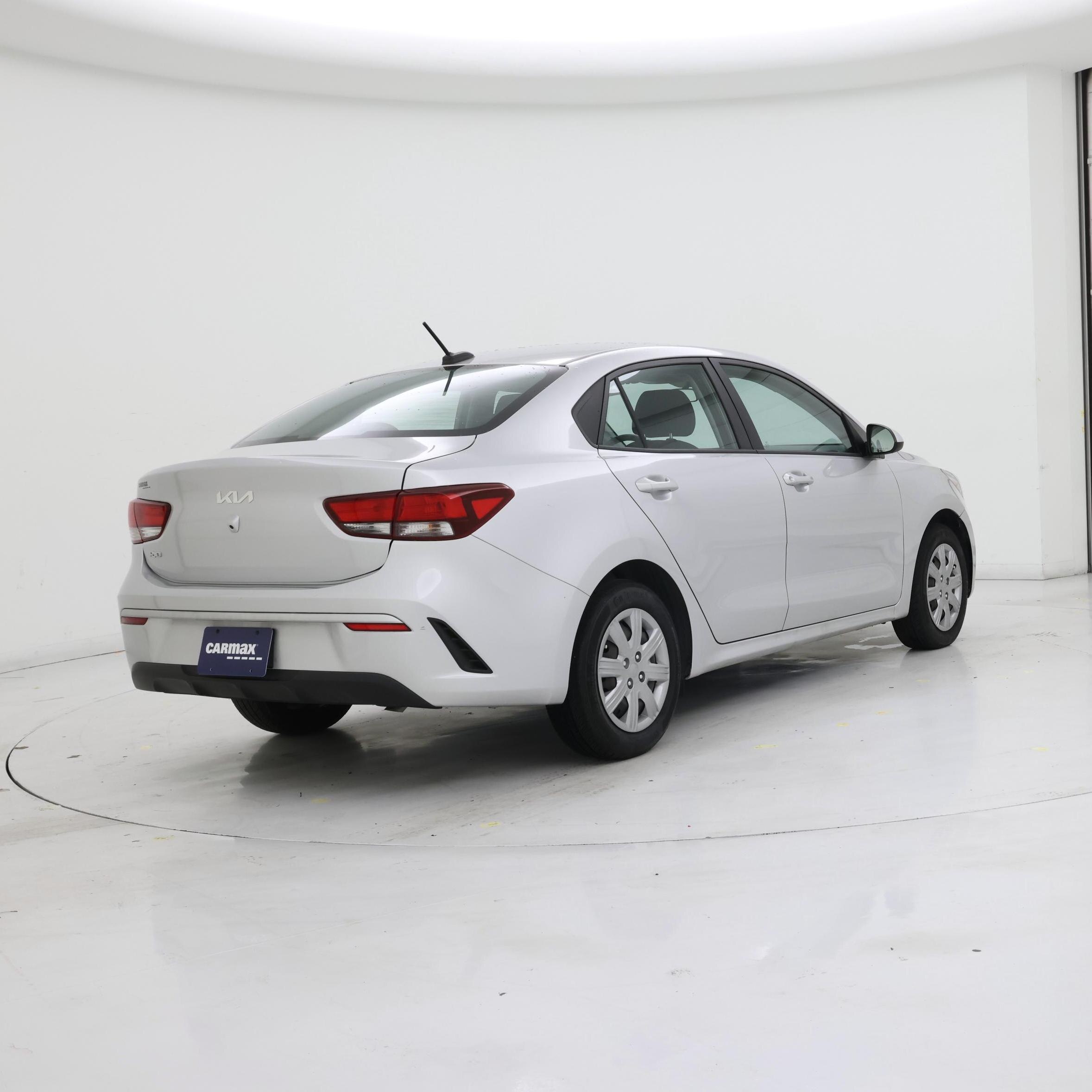 Thumbnail: 2023 Kia Rio - 8