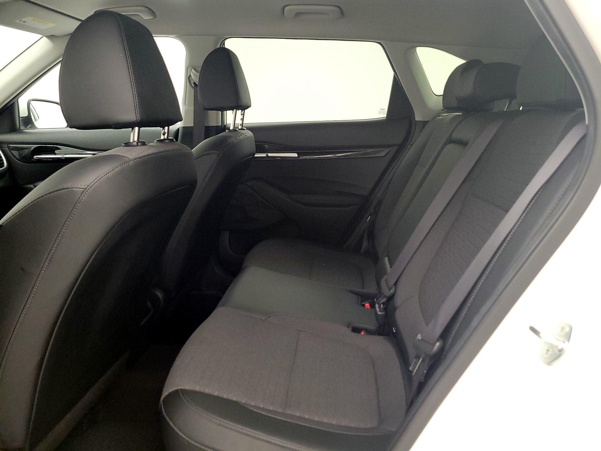 Thumbnail: 2023 Kia Seltos - 19