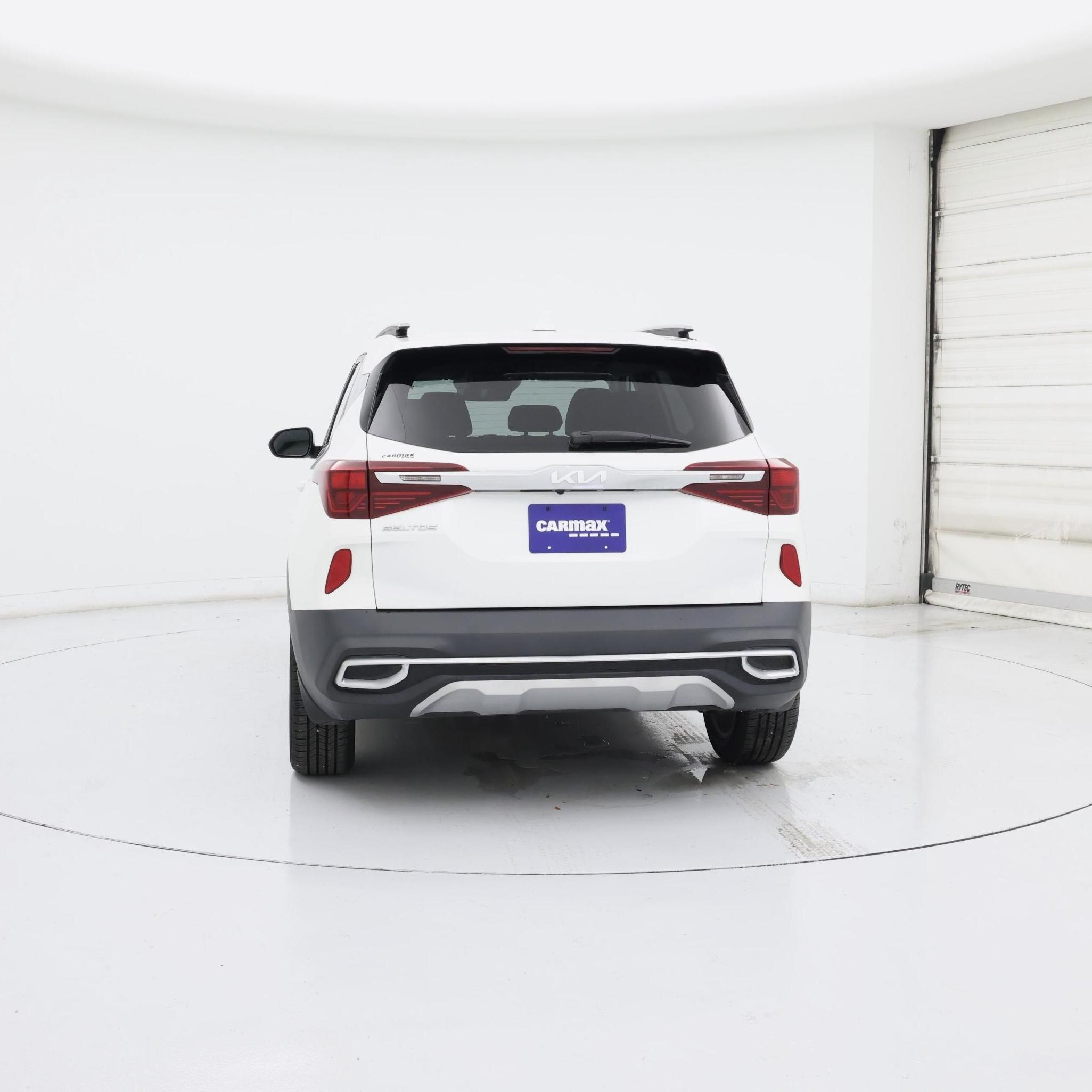 Thumbnail: 2023 Kia Seltos - 6