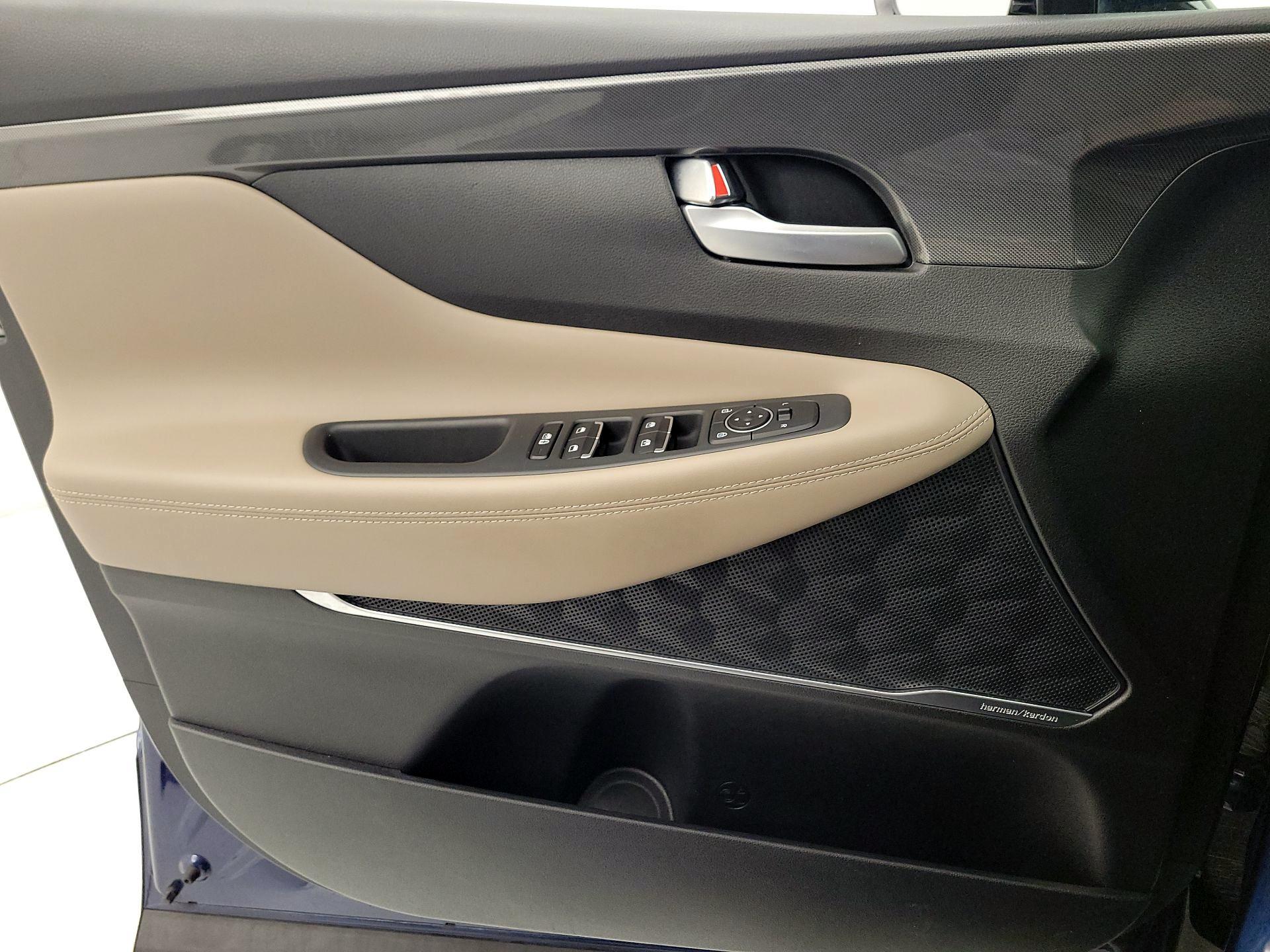 Thumbnail: 2023 Hyundai Santa Fe - 12