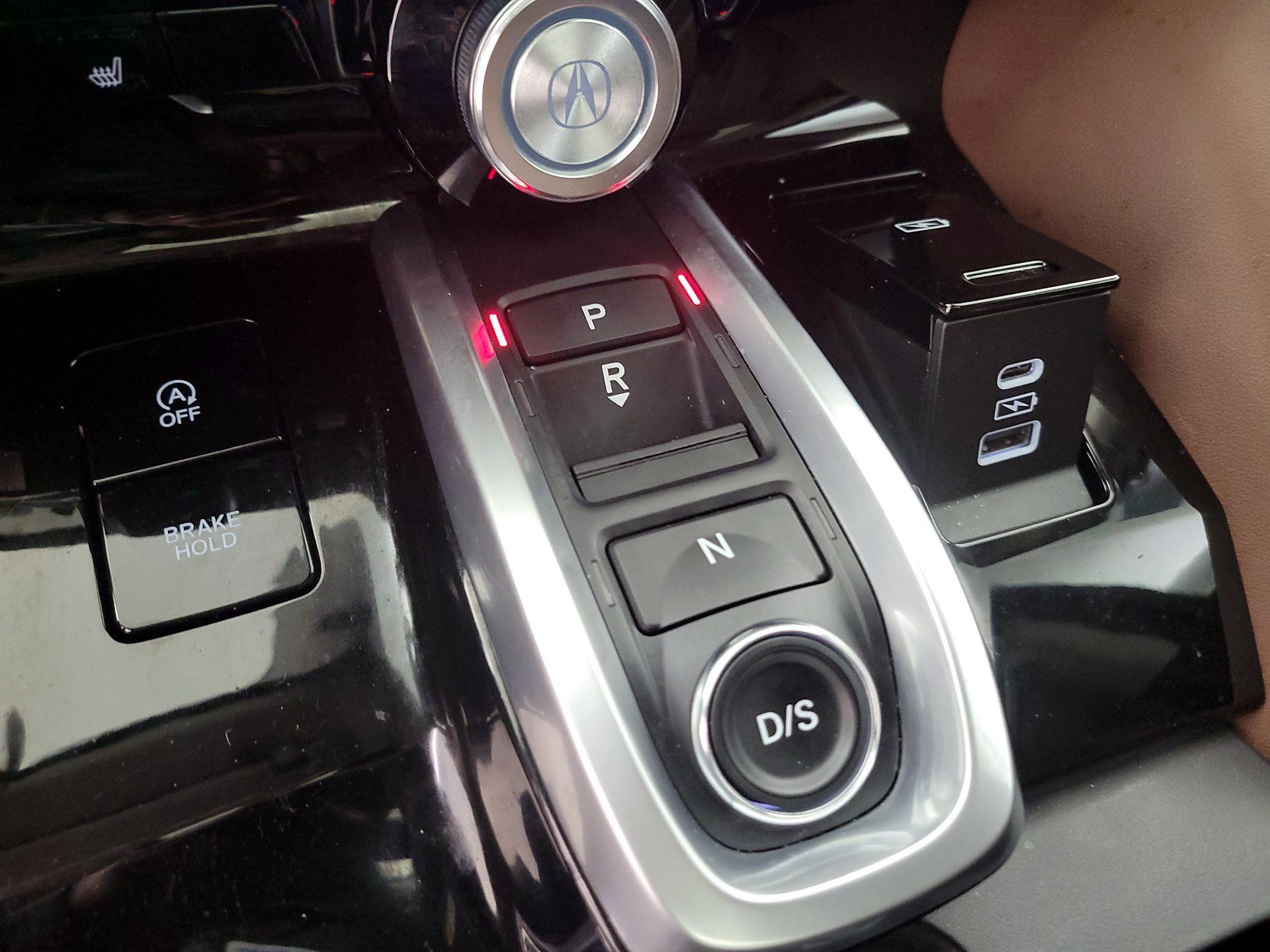 Thumbnail: 2023 Acura MDX - 18