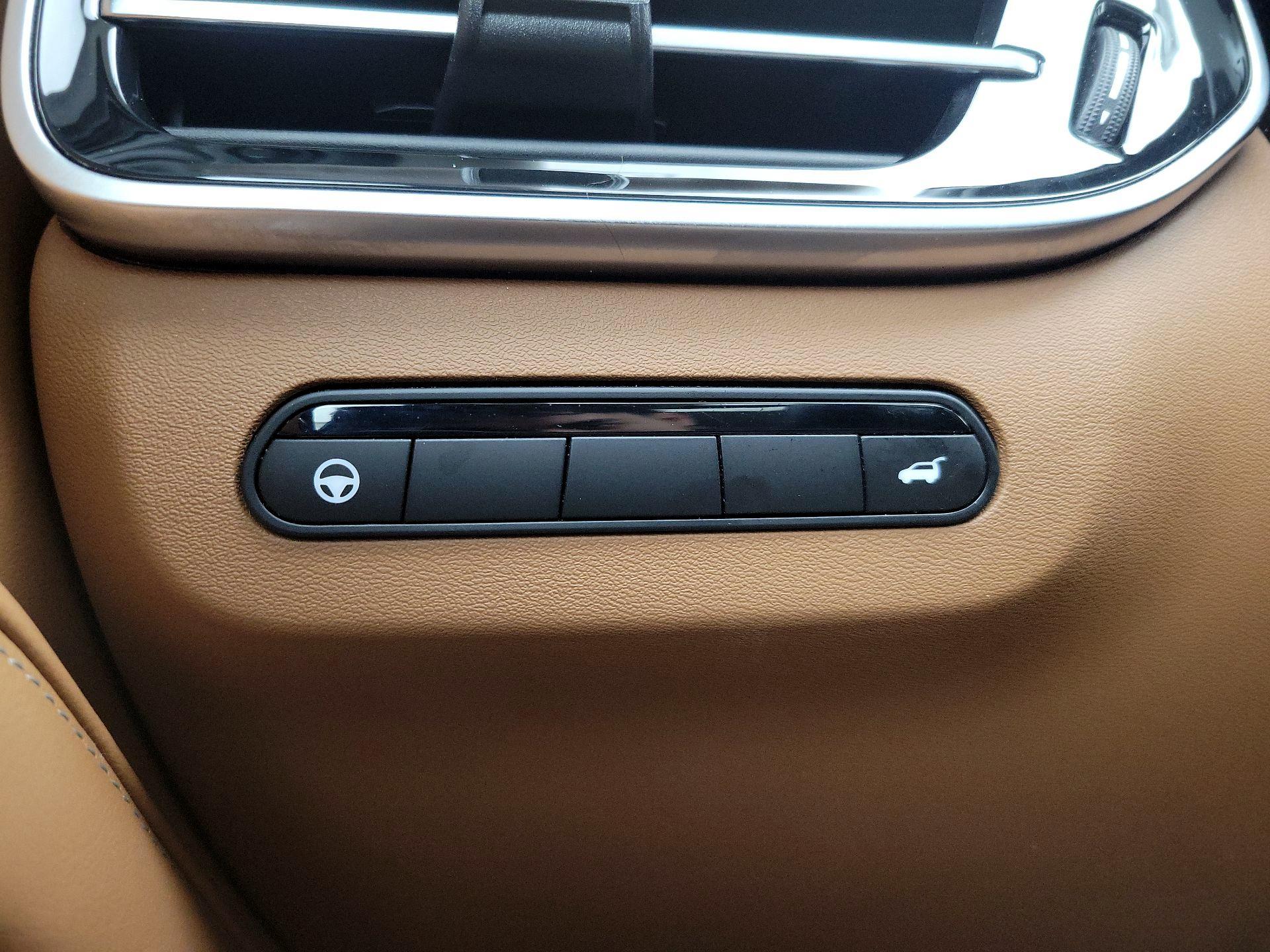 Thumbnail: 2023 INFINITI QX60 - 13