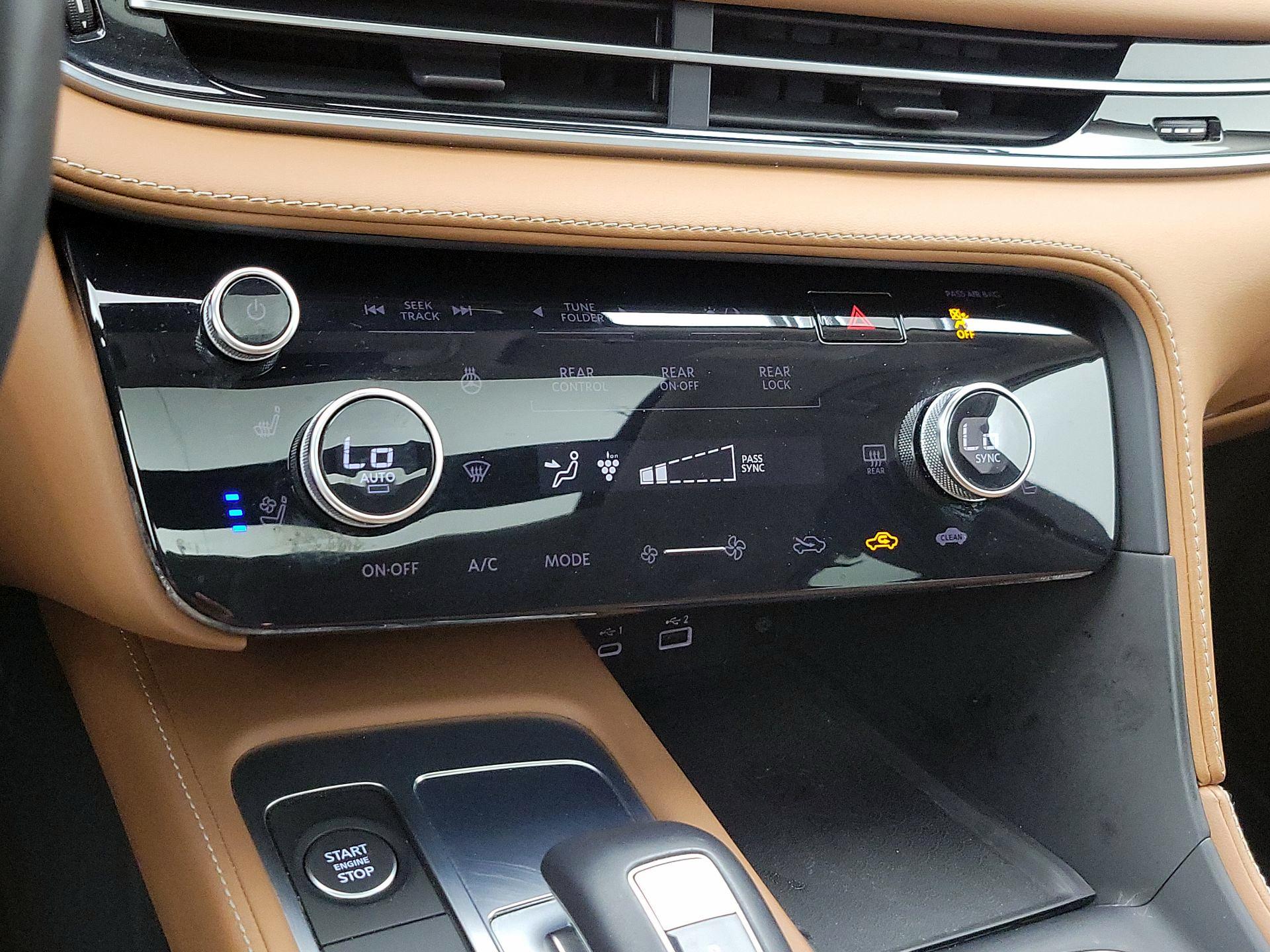 Thumbnail: 2023 INFINITI QX60 - 16